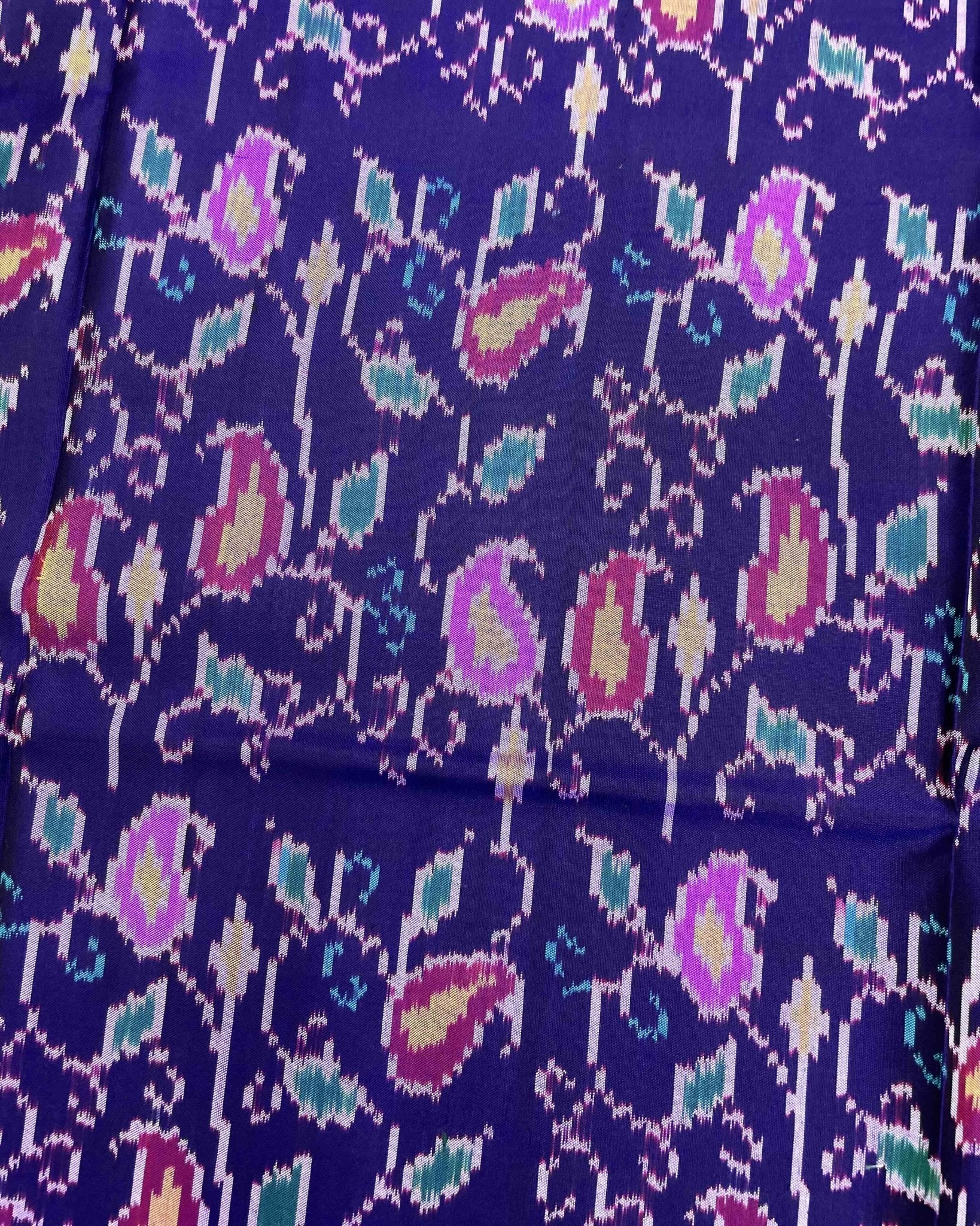 Pink & Blue Fancy Leaves Patola Saree - SindhoiPatolaArt