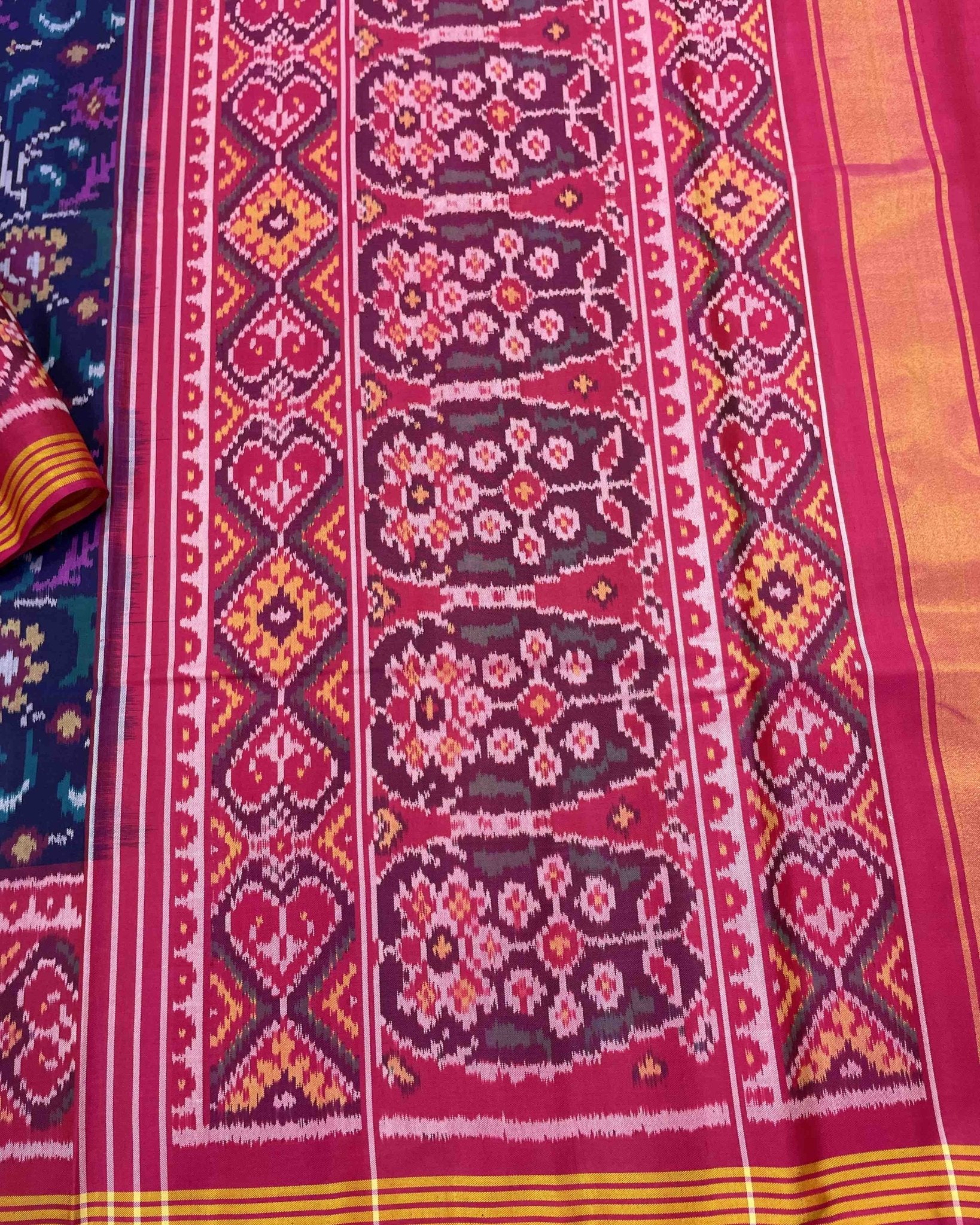 Pink & Blue Leaves Flower Patola Saree - SindhoiPatolaArt