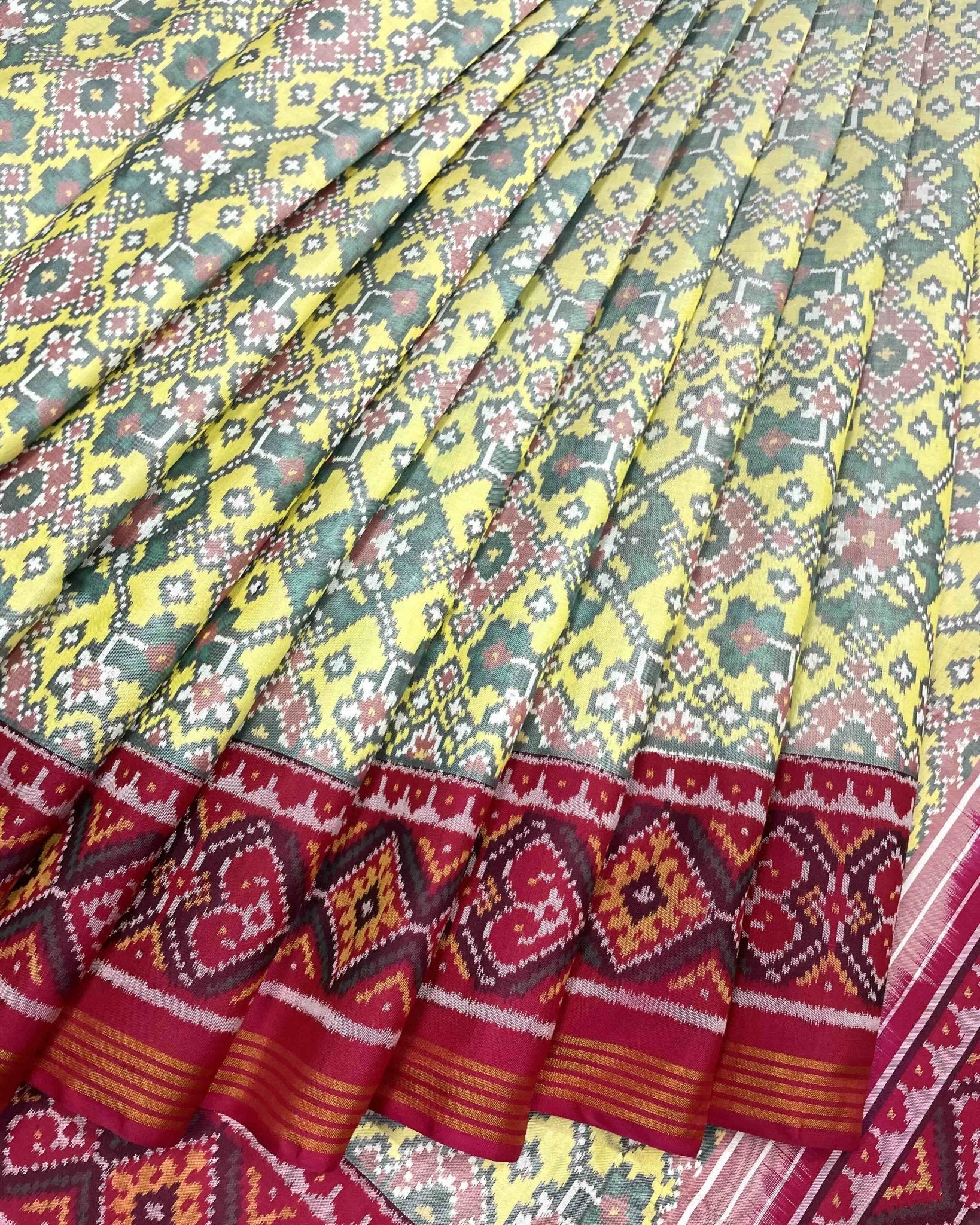 Pink & Light Yellow Navratan Designer Patola Saree - SindhoiPatolaArt
