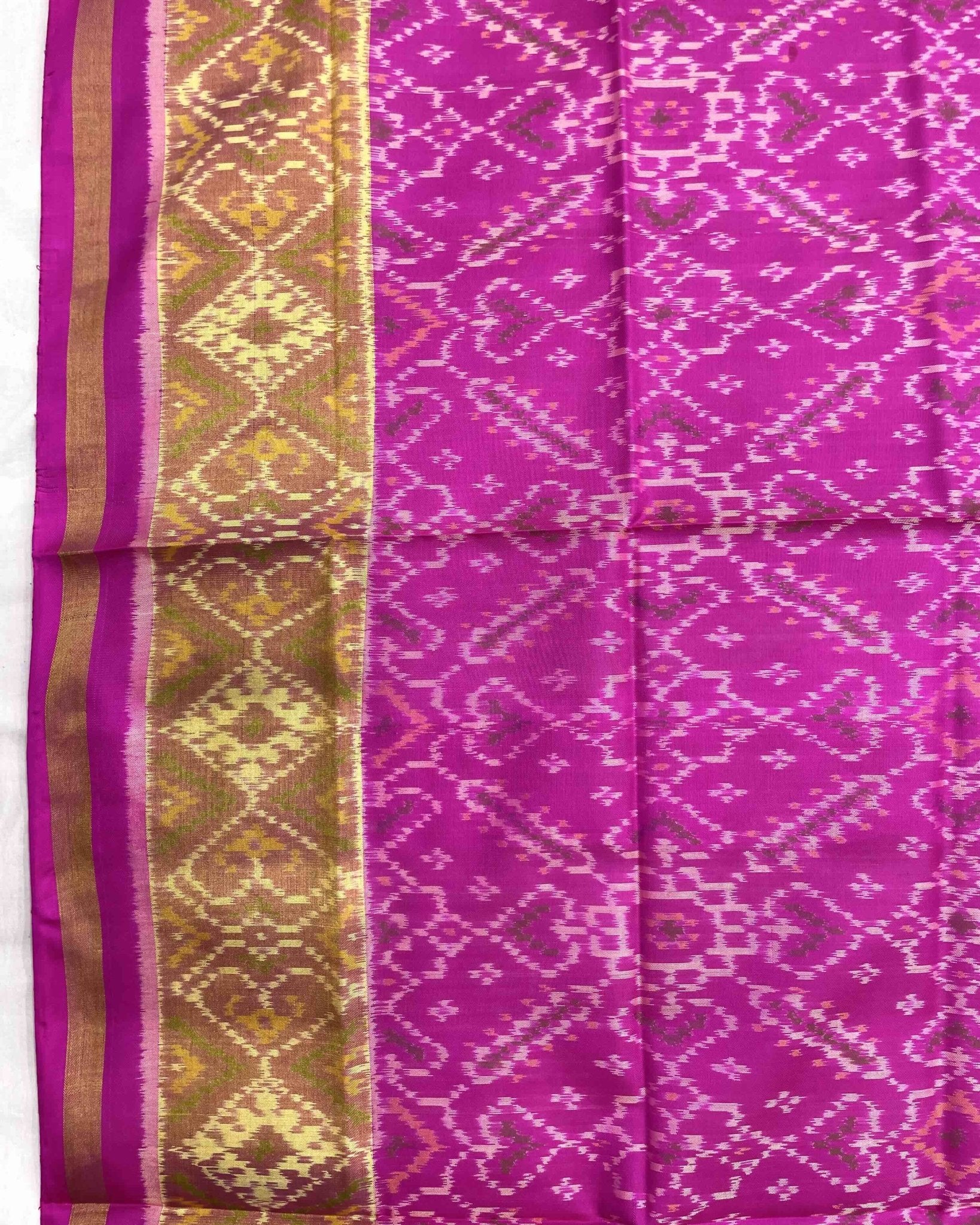 Pink Manekchowk Patola Dupatta - SindhoiPatolaArt
