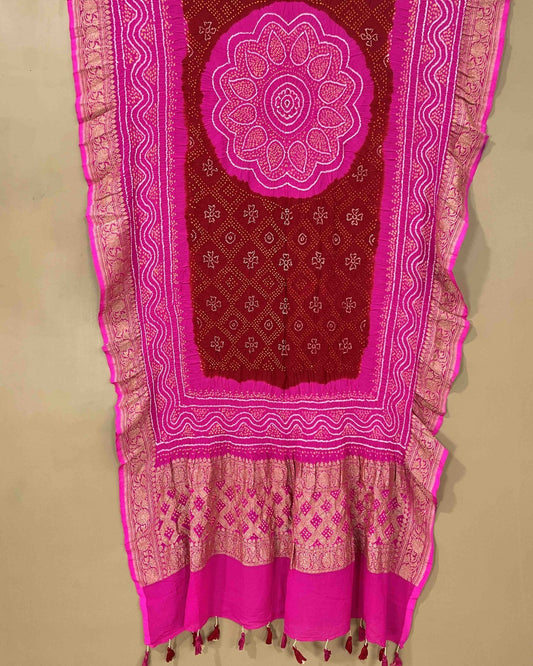 Pink & Maroon Georgette Bandhani Dupatta - SindhoiPatolaArt