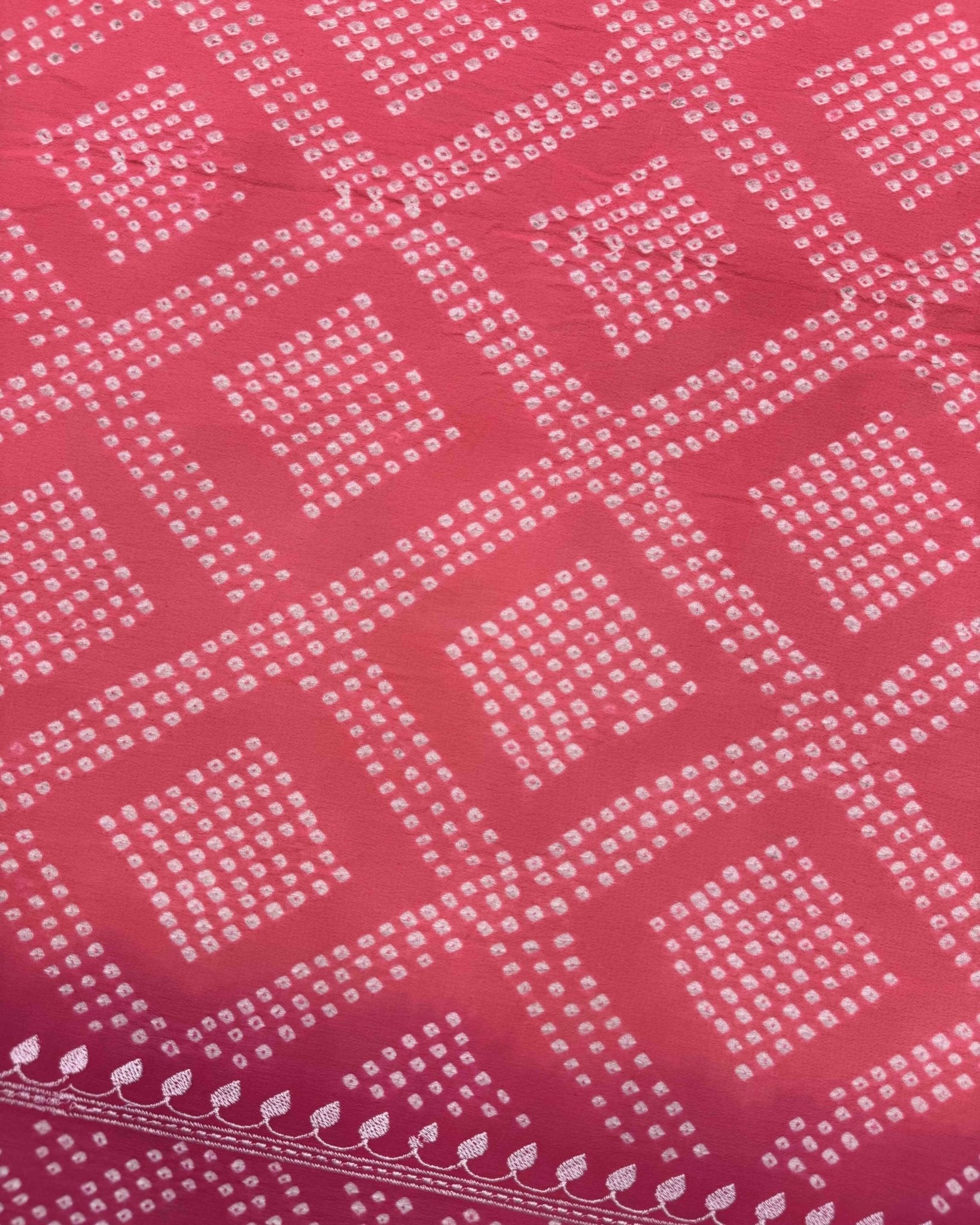 Pink & Peach Shaded Lukhnowi Work Georgette Bandhani Saree - SindhoiPatolaArt