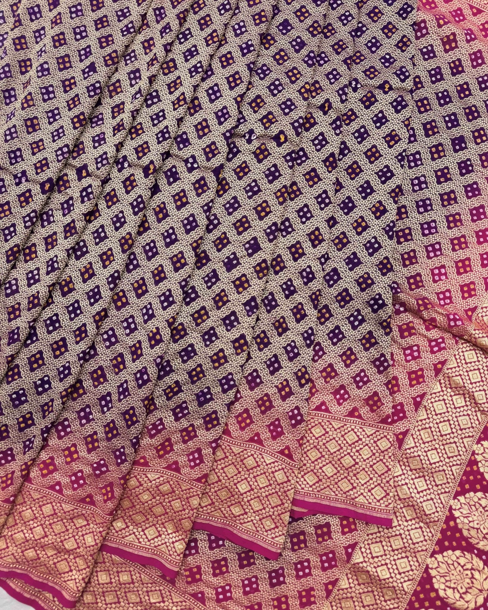 Pink & Purple Shaded Georgette Bandhani Saree - SindhoiPatolaArt