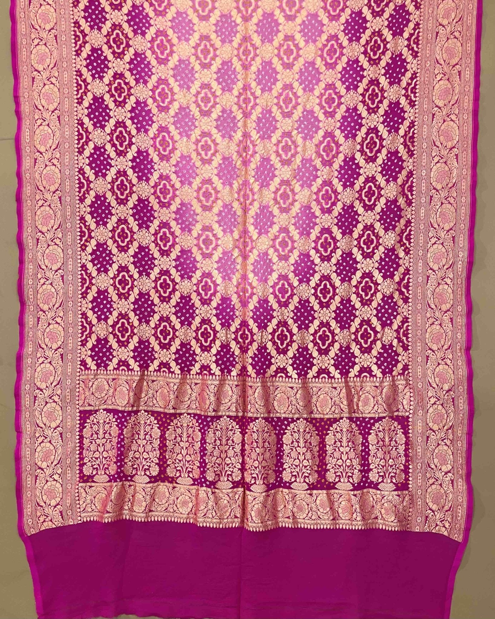 Pink Shaded Georgette Bandhani Dupatta - SindhoiPatolaArt