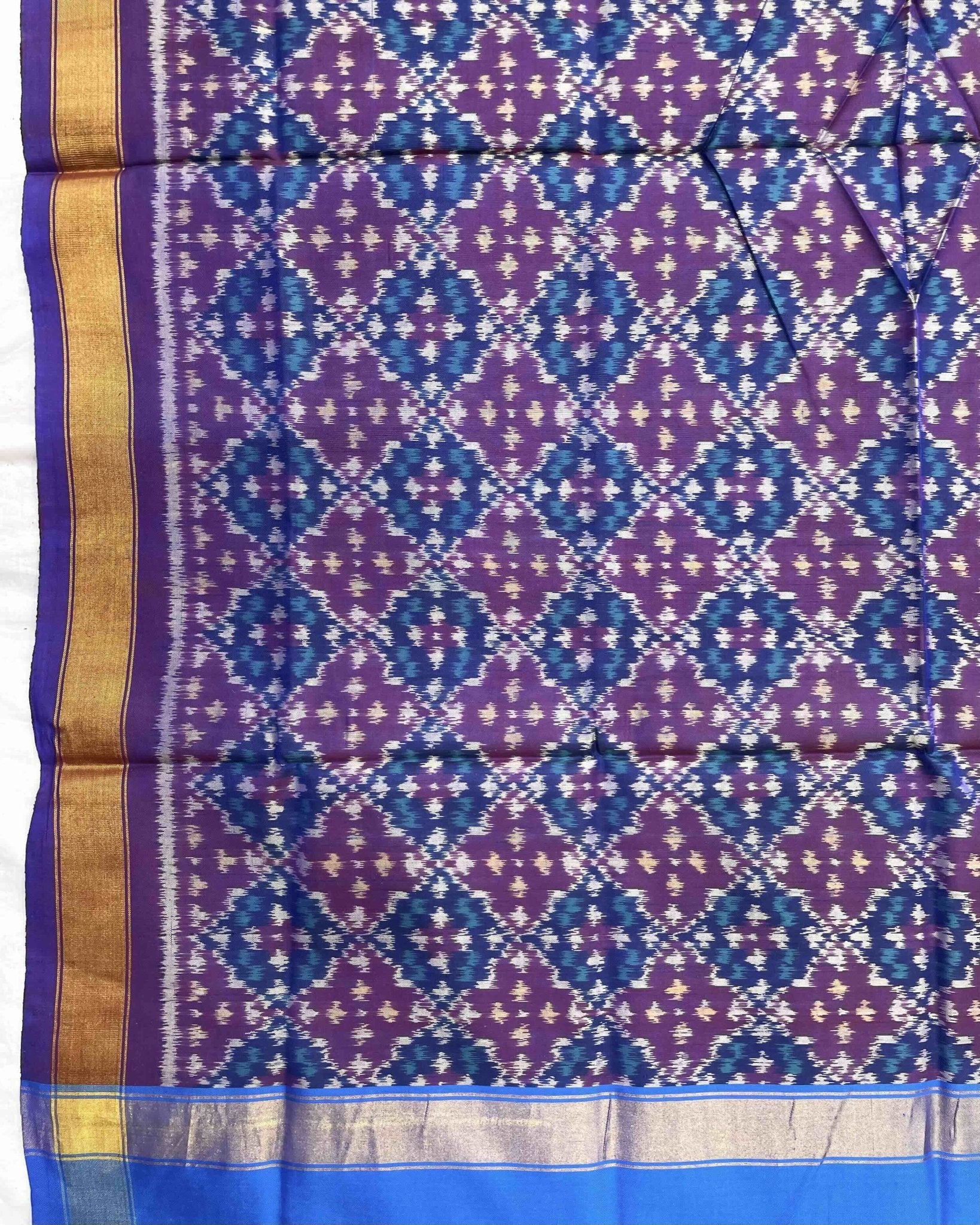 Purple Buttonful Design Patola Dupatta - SindhoiPatolaArt
