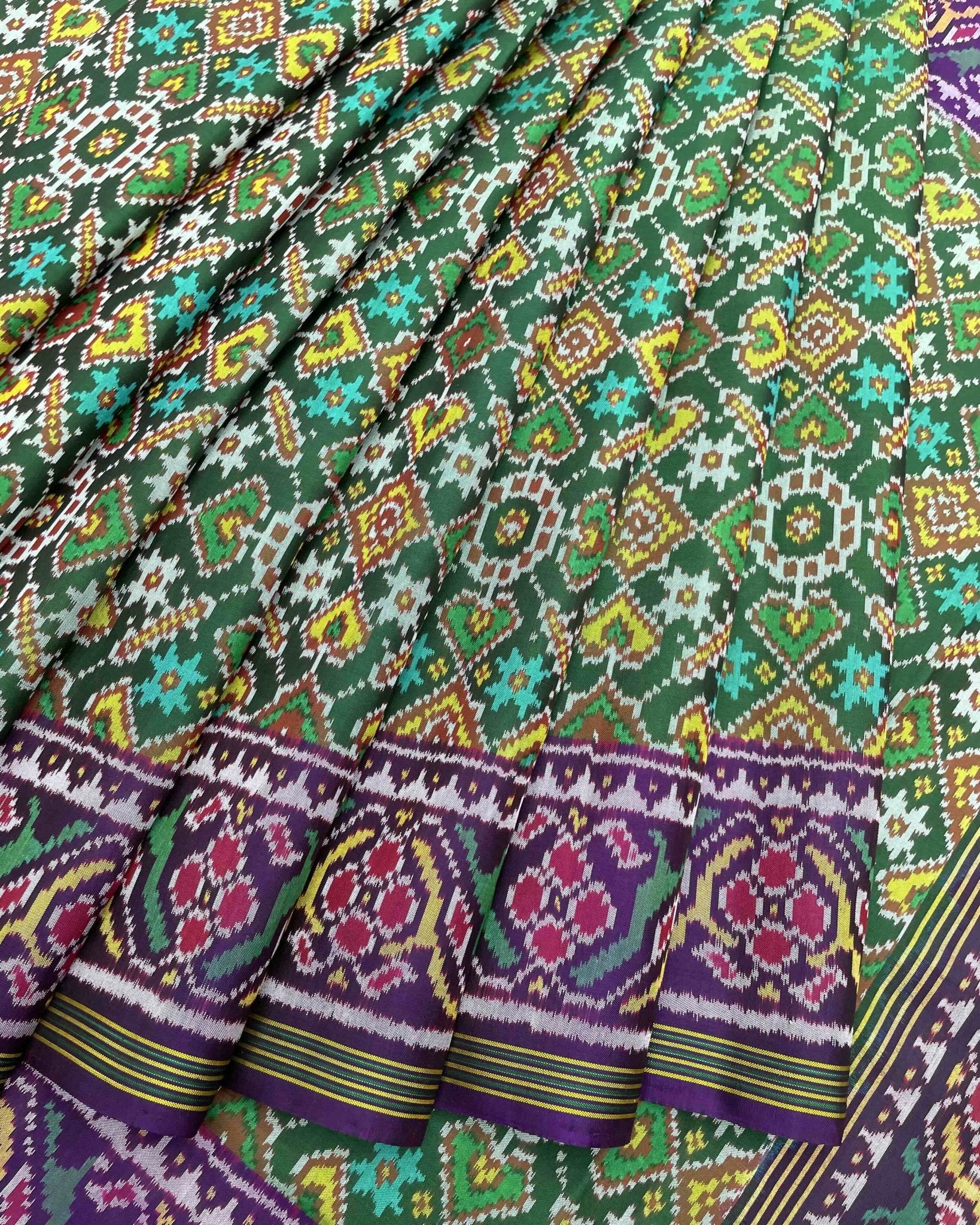 Purple & Green Manekchowk Designer Patola Saree - SindhoiPatolaArt