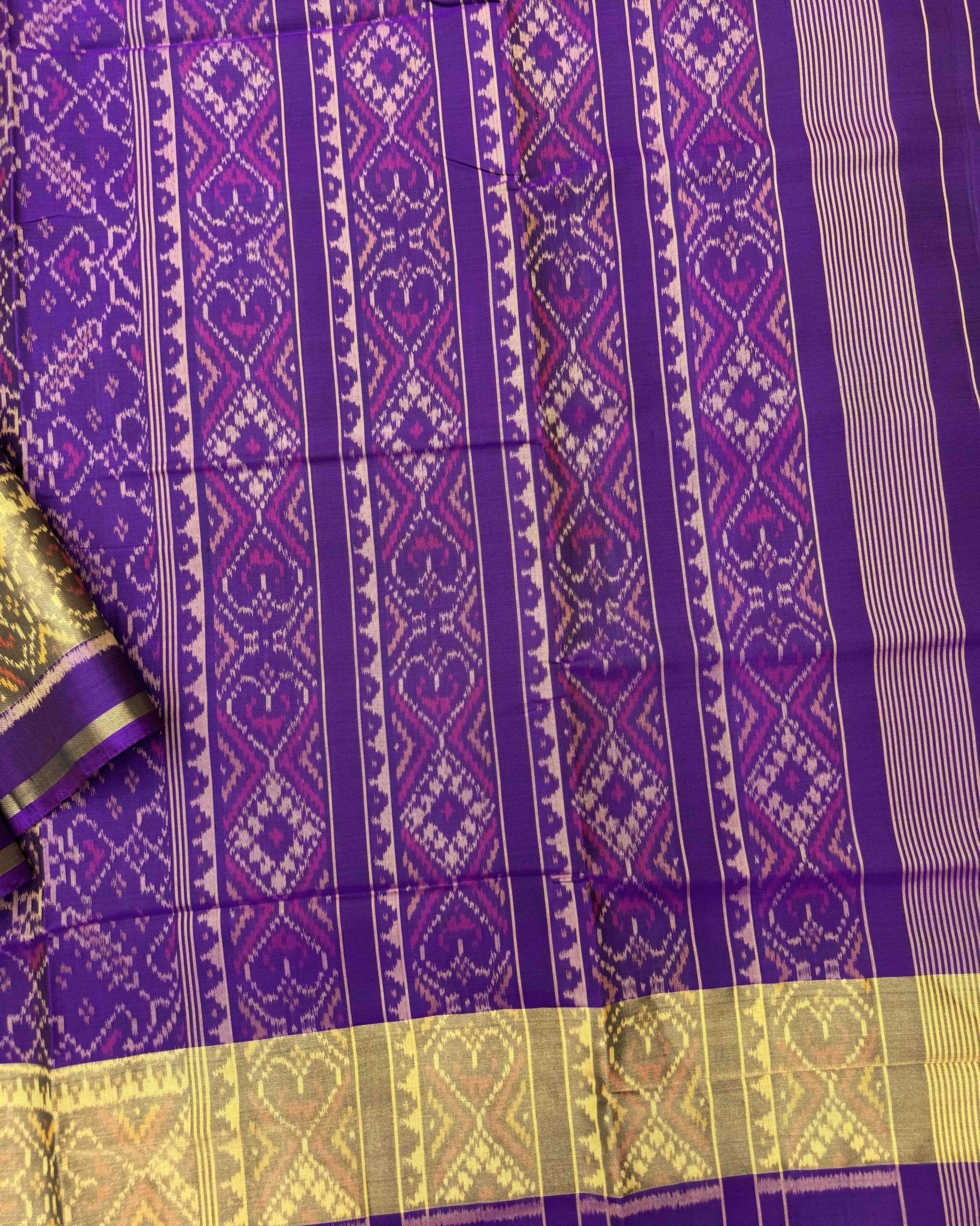 Purple Manekchowk Patola Saree - SindhoiPatolaArt