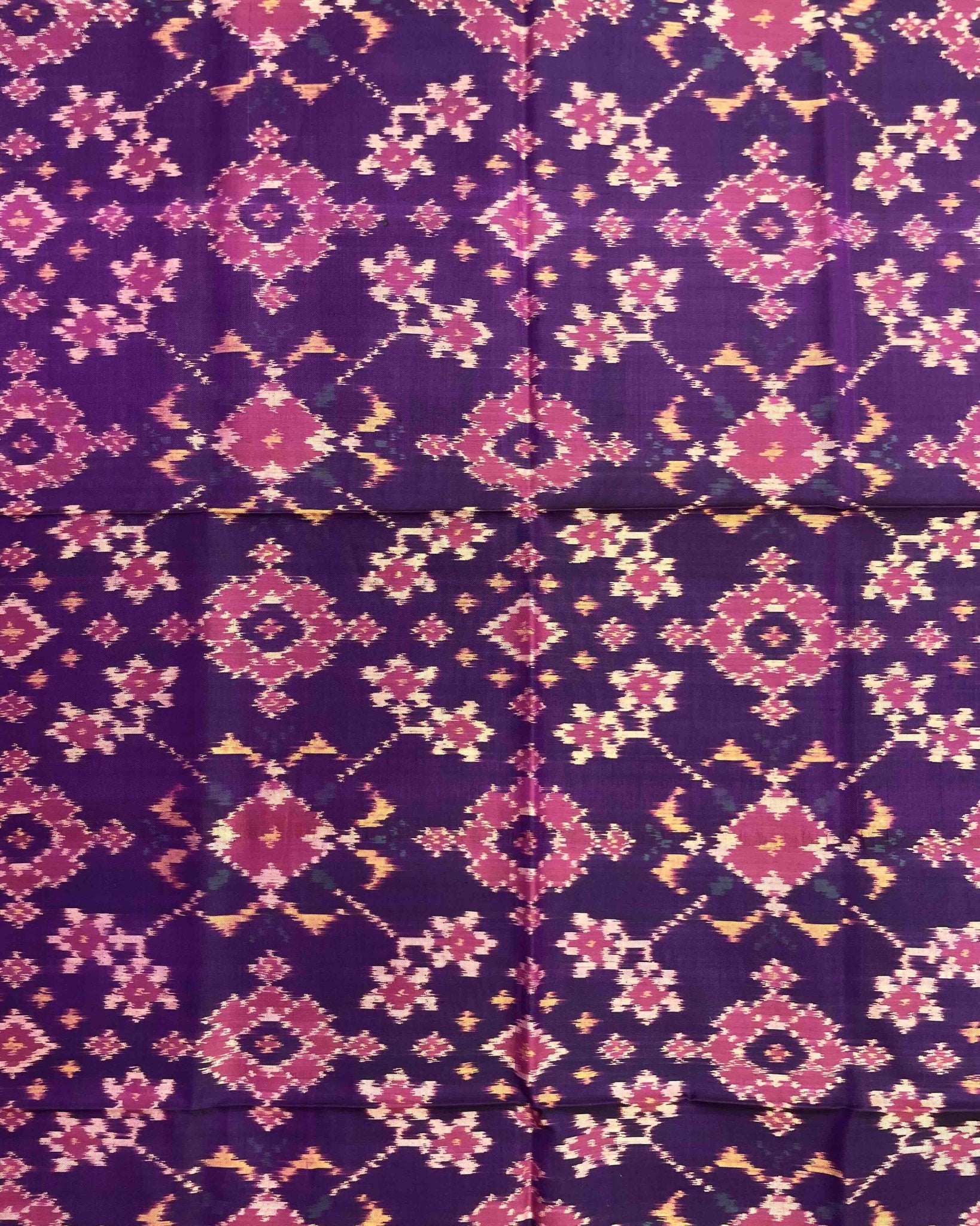 Purple Navratan Patola Dupatta - SindhoiPatolaArt