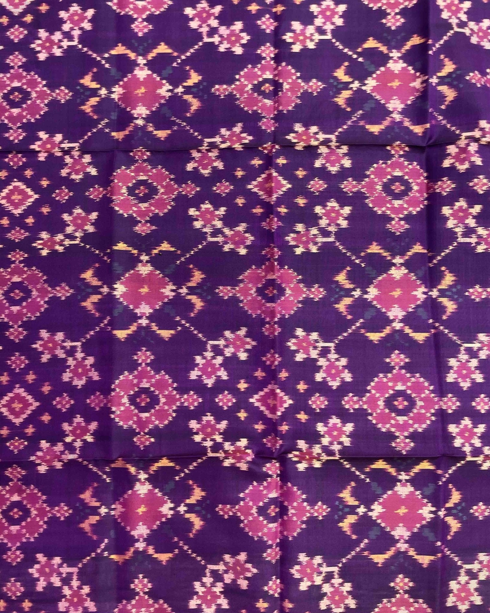 Purple Navratan Patola Dupatta - SindhoiPatolaArt