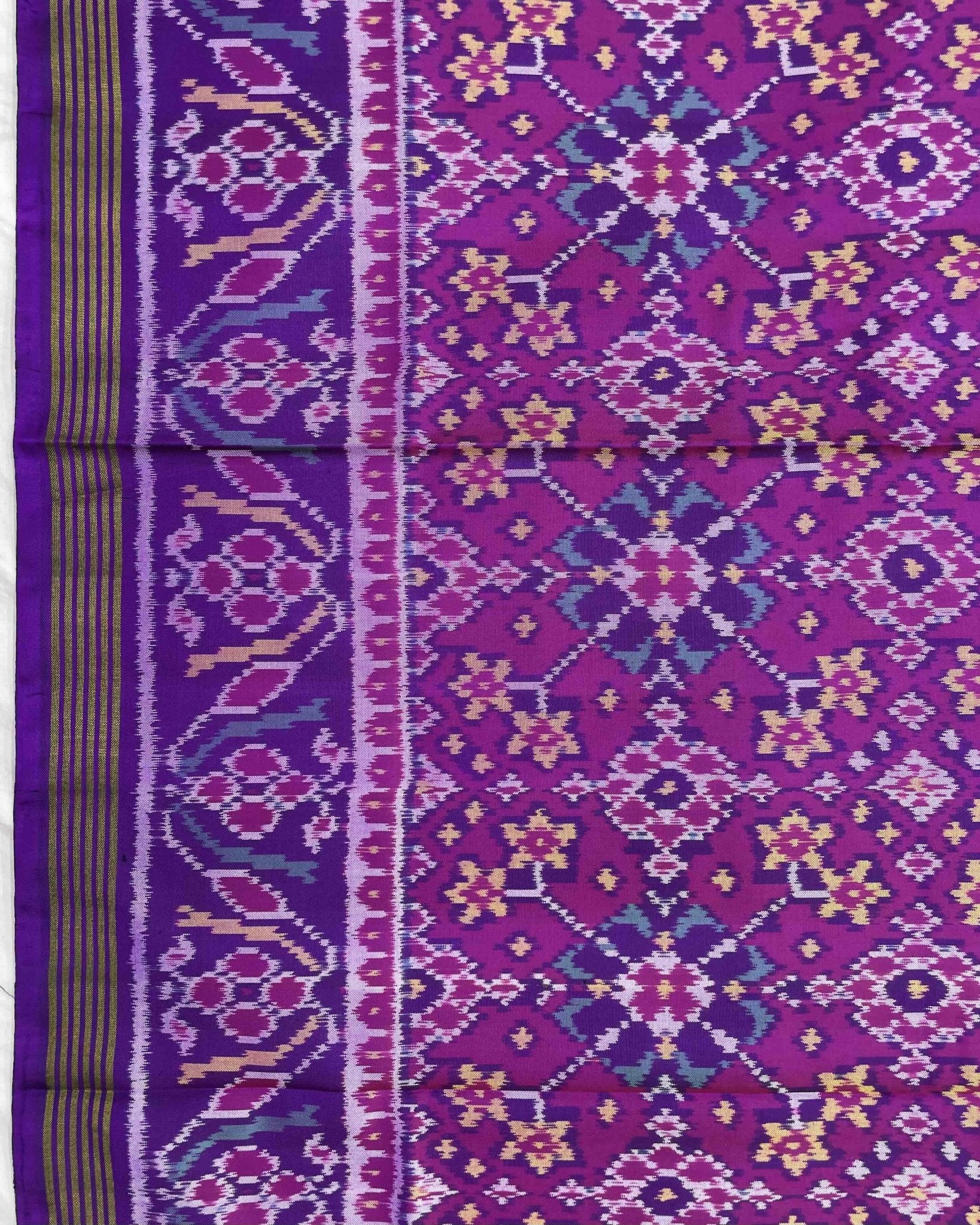 Purple Navratan Patola Saree - SindhoiPatolaArt
