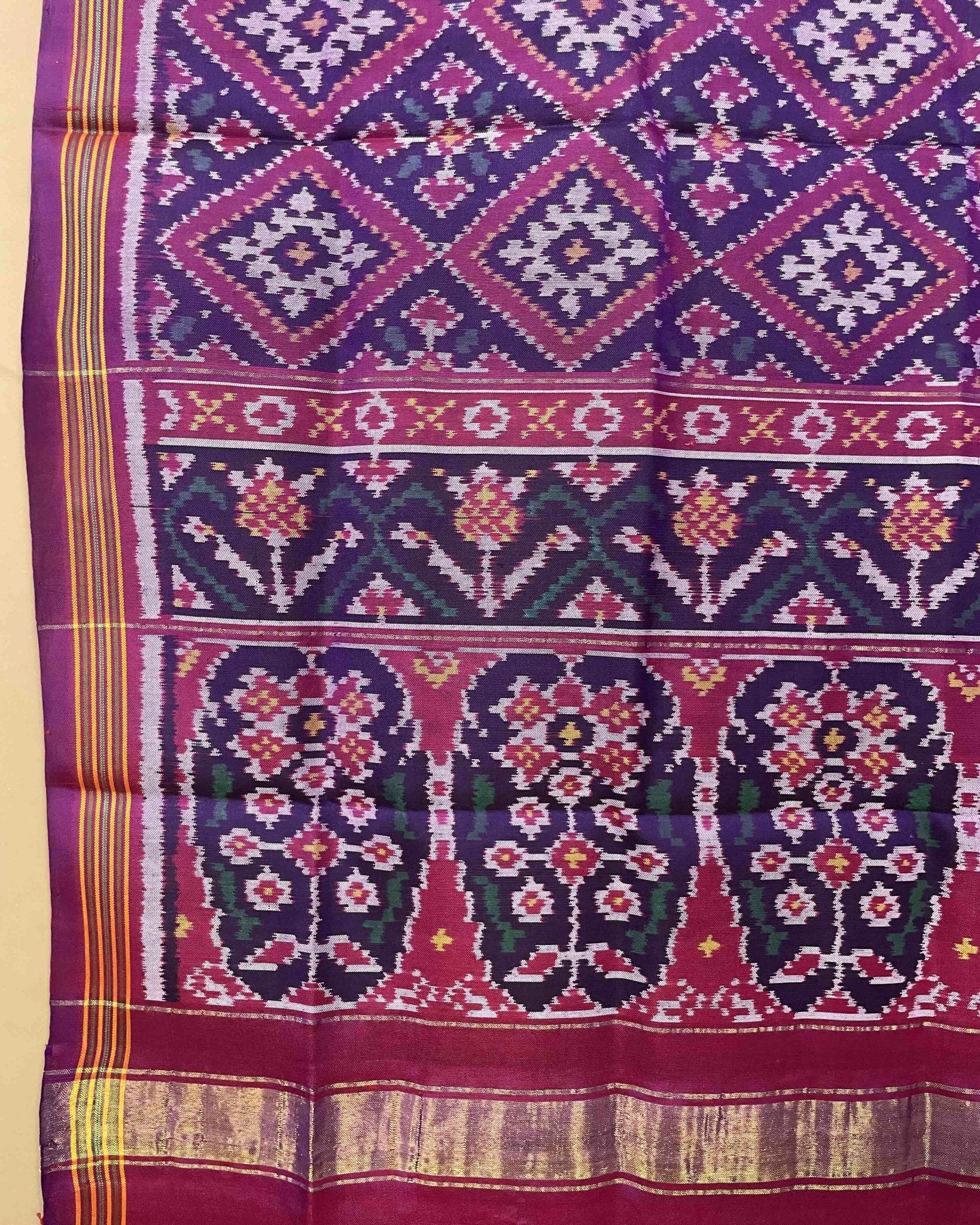 Purple Panchanda Patola Dupatta - SindhoiPatolaArt