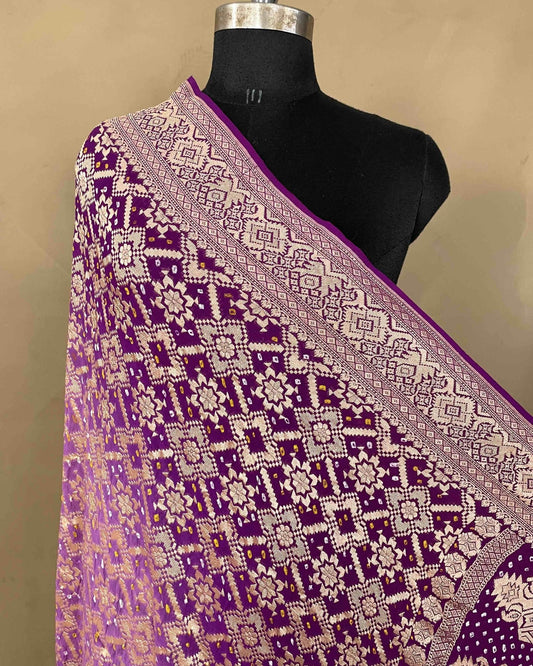 Purple Shaded Georgette Bandhani Dupatta - SindhoiPatolaArt