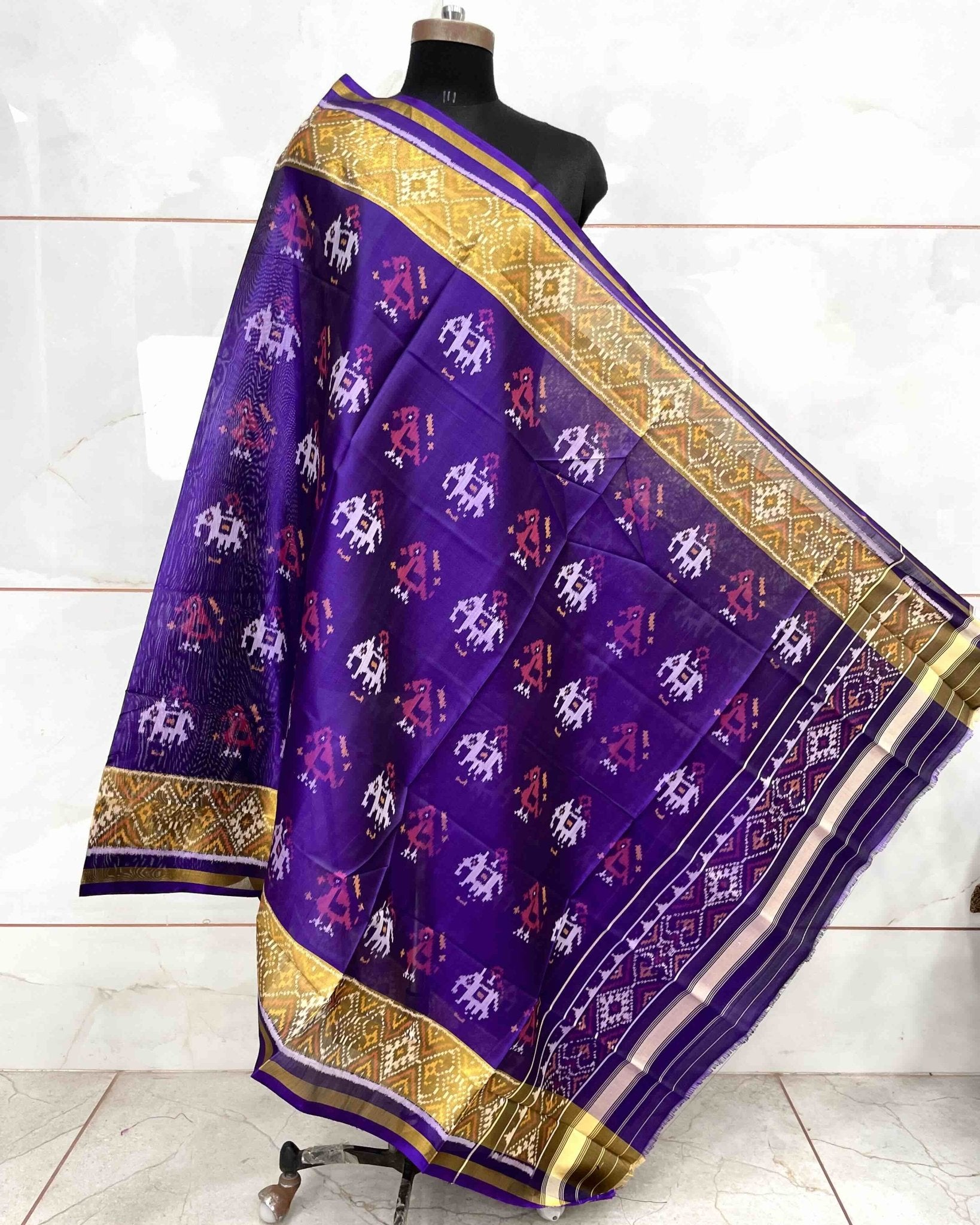 Purplish Blue Narikunj Patola Dupatta - SindhoiPatolaArt
