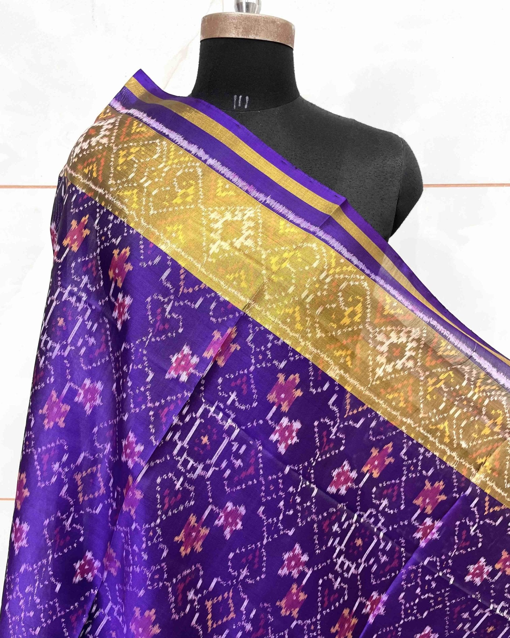 Purplish Blue Navratan Manekchowk Mix Patola Dupatta - SindhoiPatolaArt