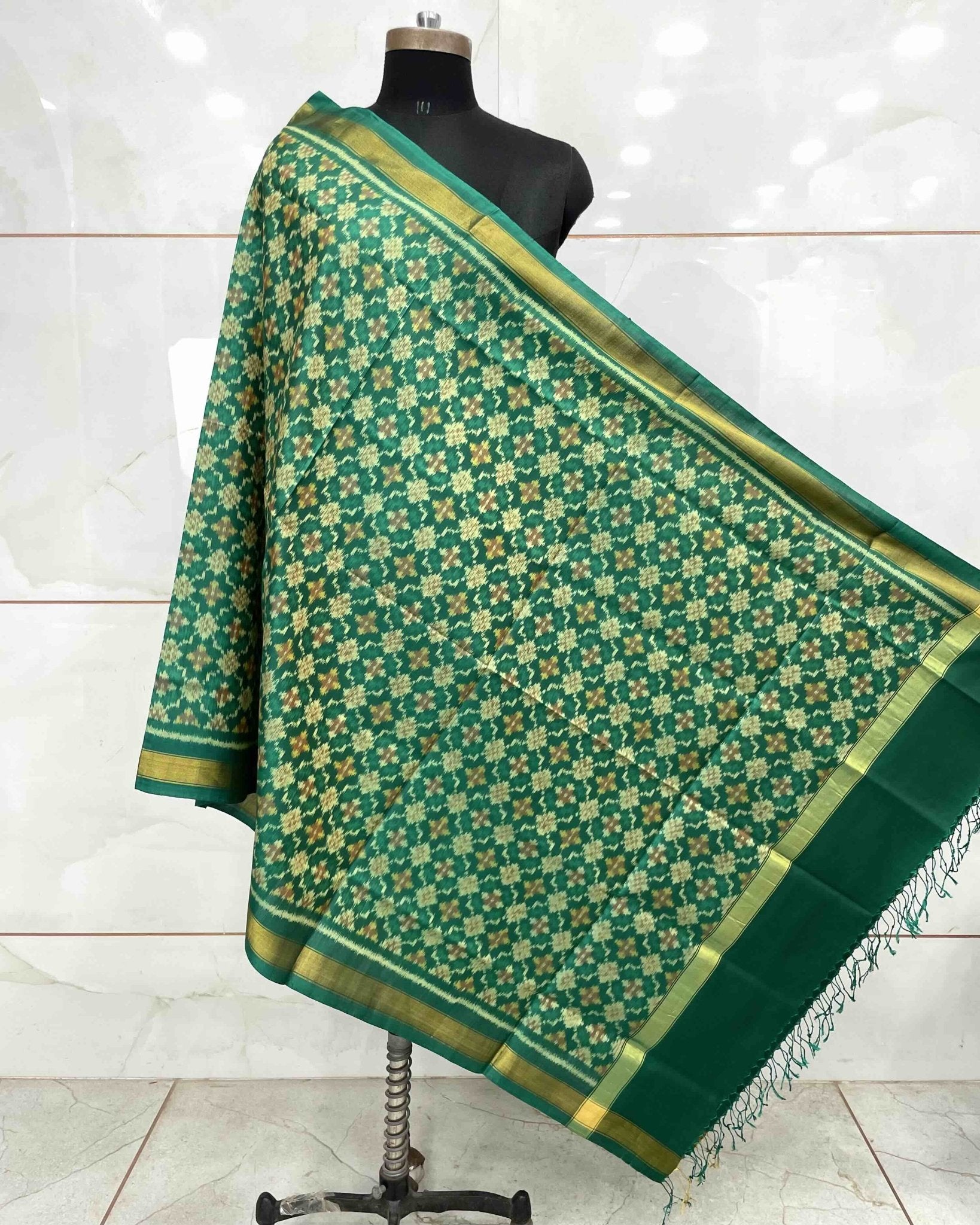 Rama Green Buttonful Design Patola Dupatta - SindhoiPatolaArt