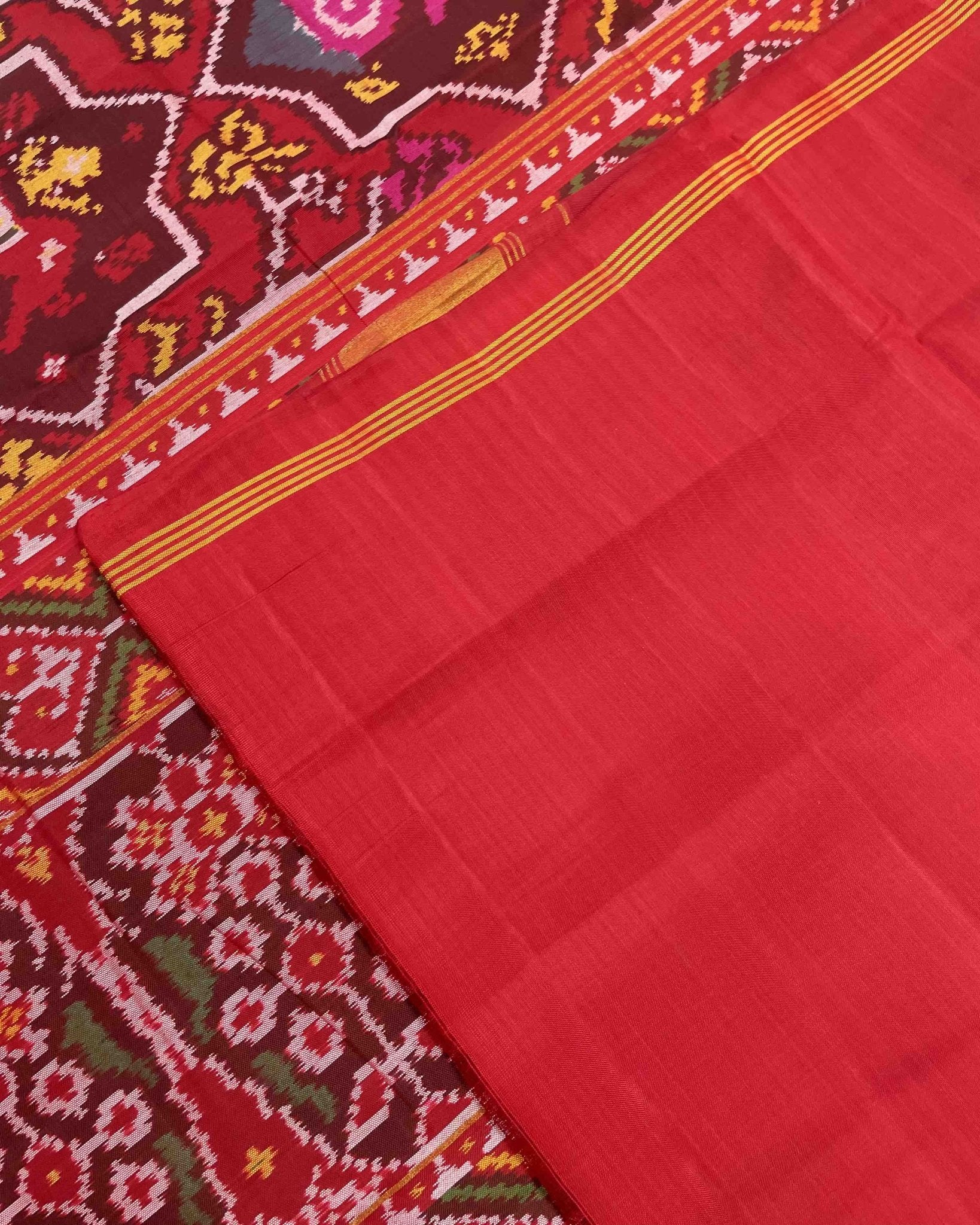 Red Big Figure Star Narikunj Designer Patola Saree - SindhoiPatolaArt