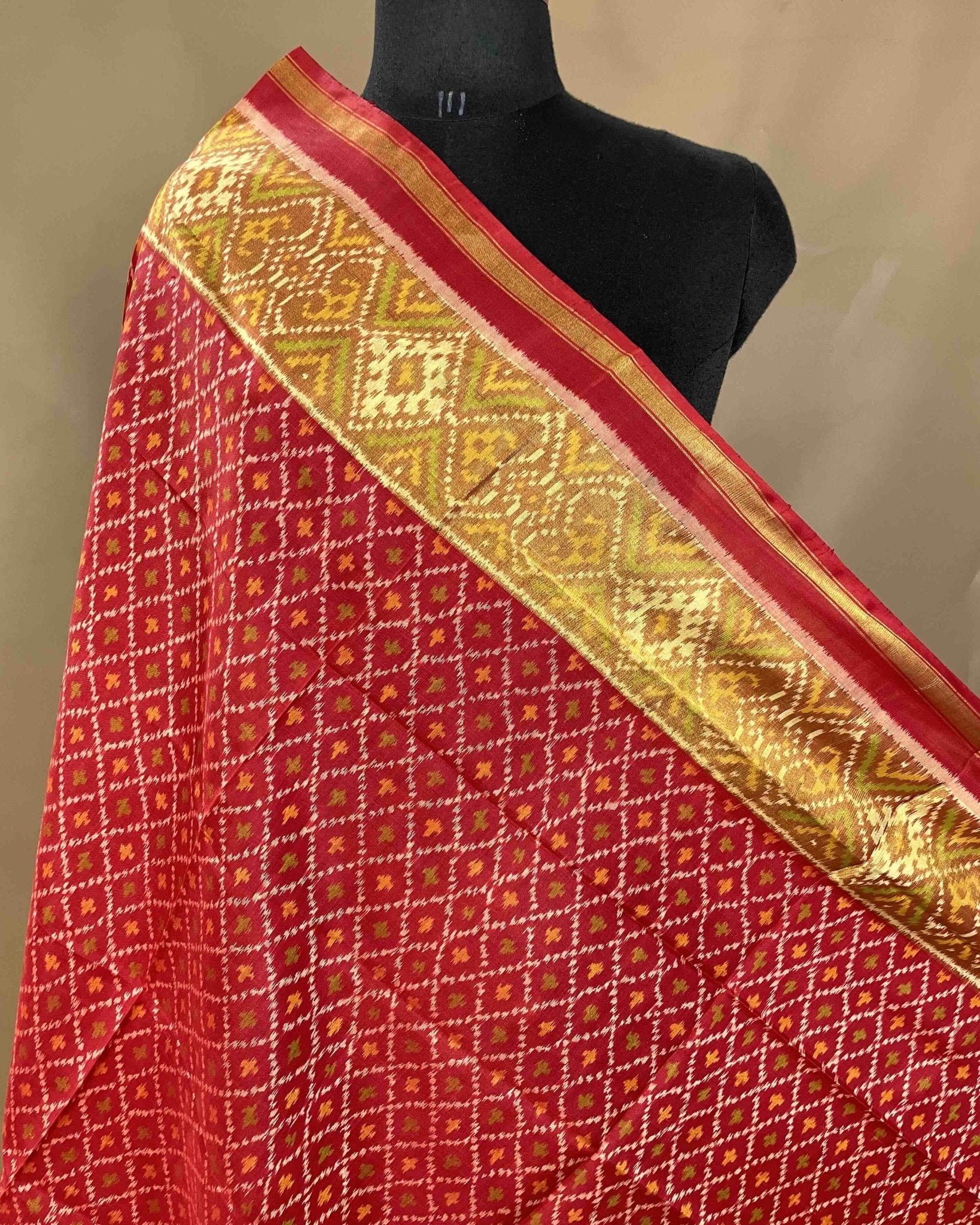 Red Booty Designer Patola Dupatta - SindhoiPatolaArt