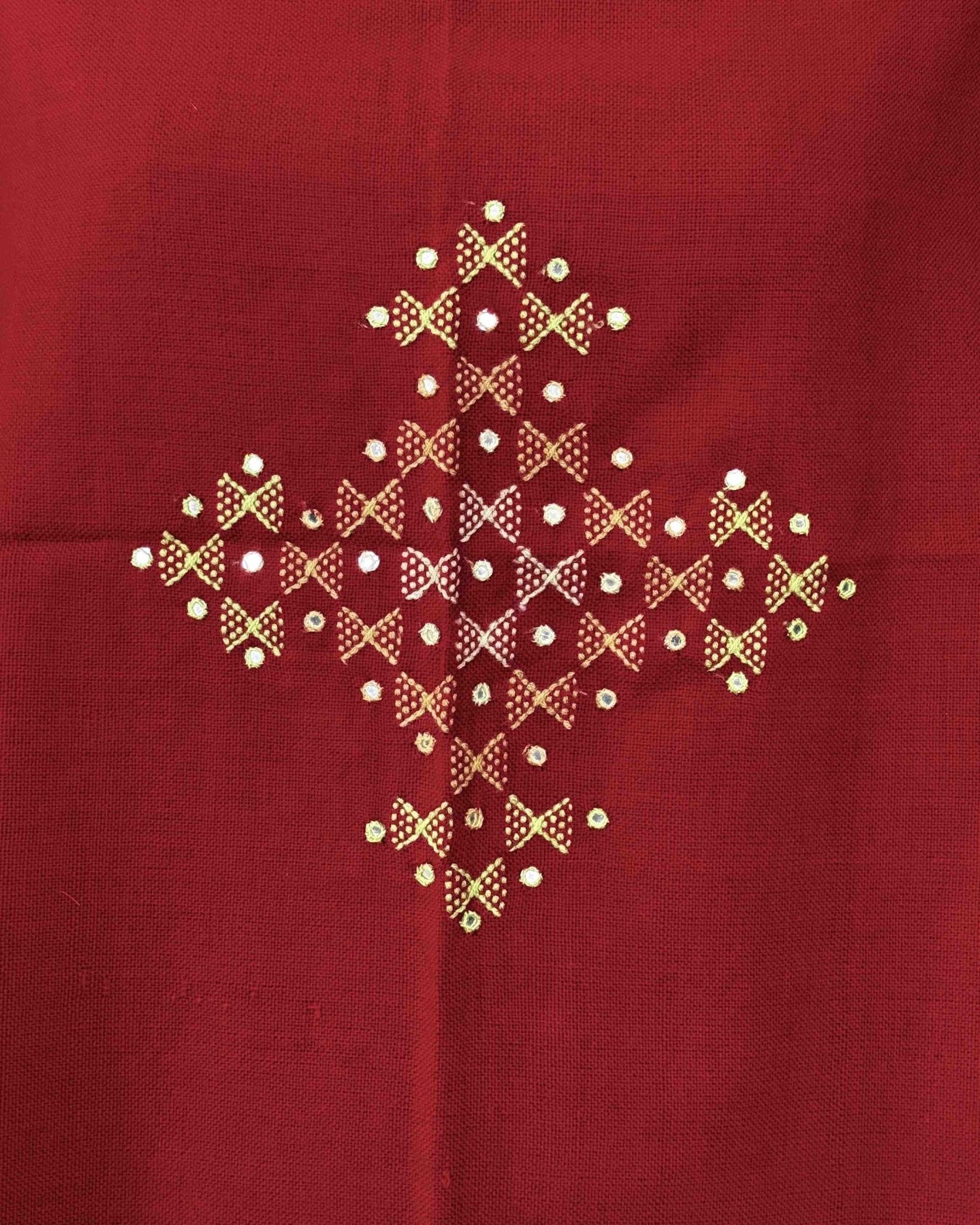 Red Butta Mirror & Corner Mirror Kutchi Woolen Shawl - SindhoiPatolaArt