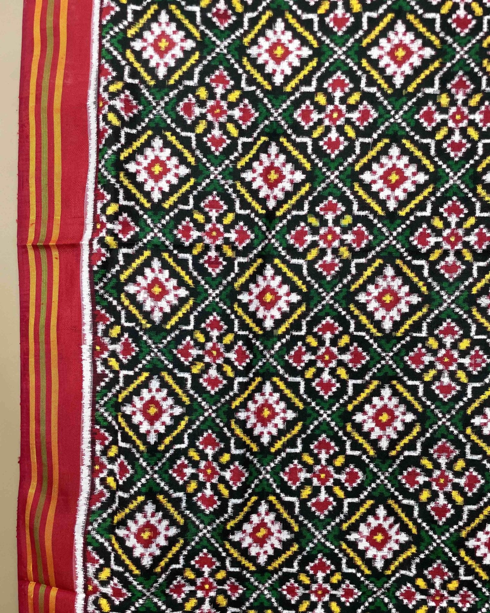Red & Green Buttonful Designer Patola Dupatta - SindhoiPatolaArt