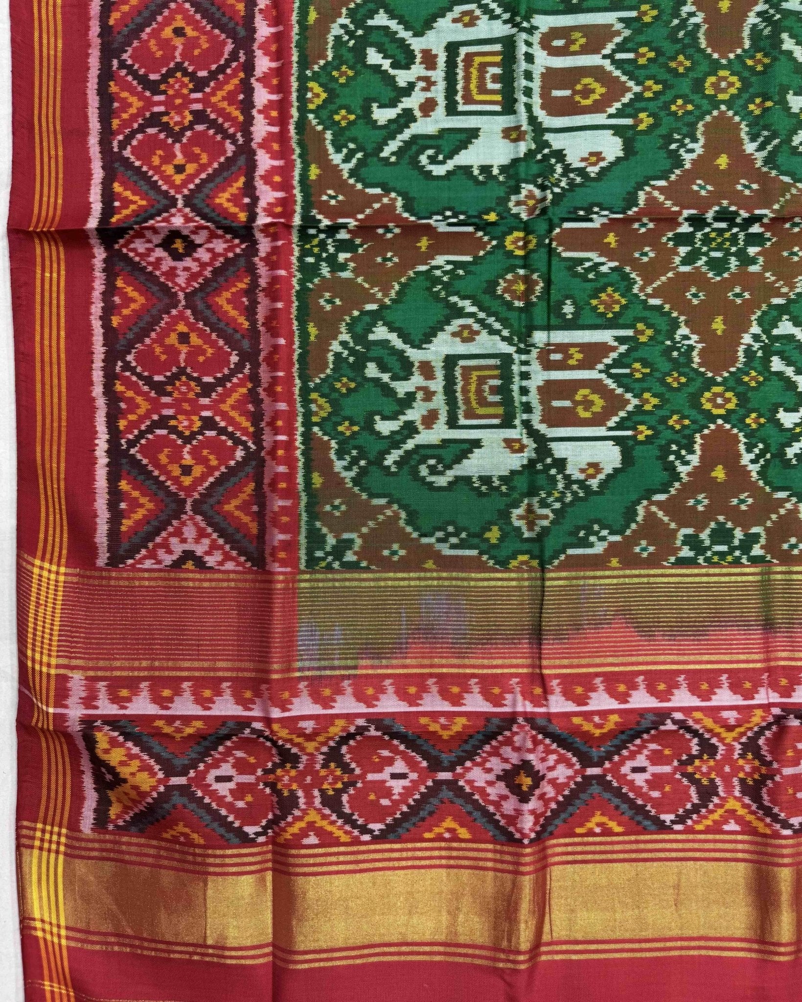 Red & Green Elephant Chhabdi Semi Double Ikat Patola Saree - SindhoiPatolaArt