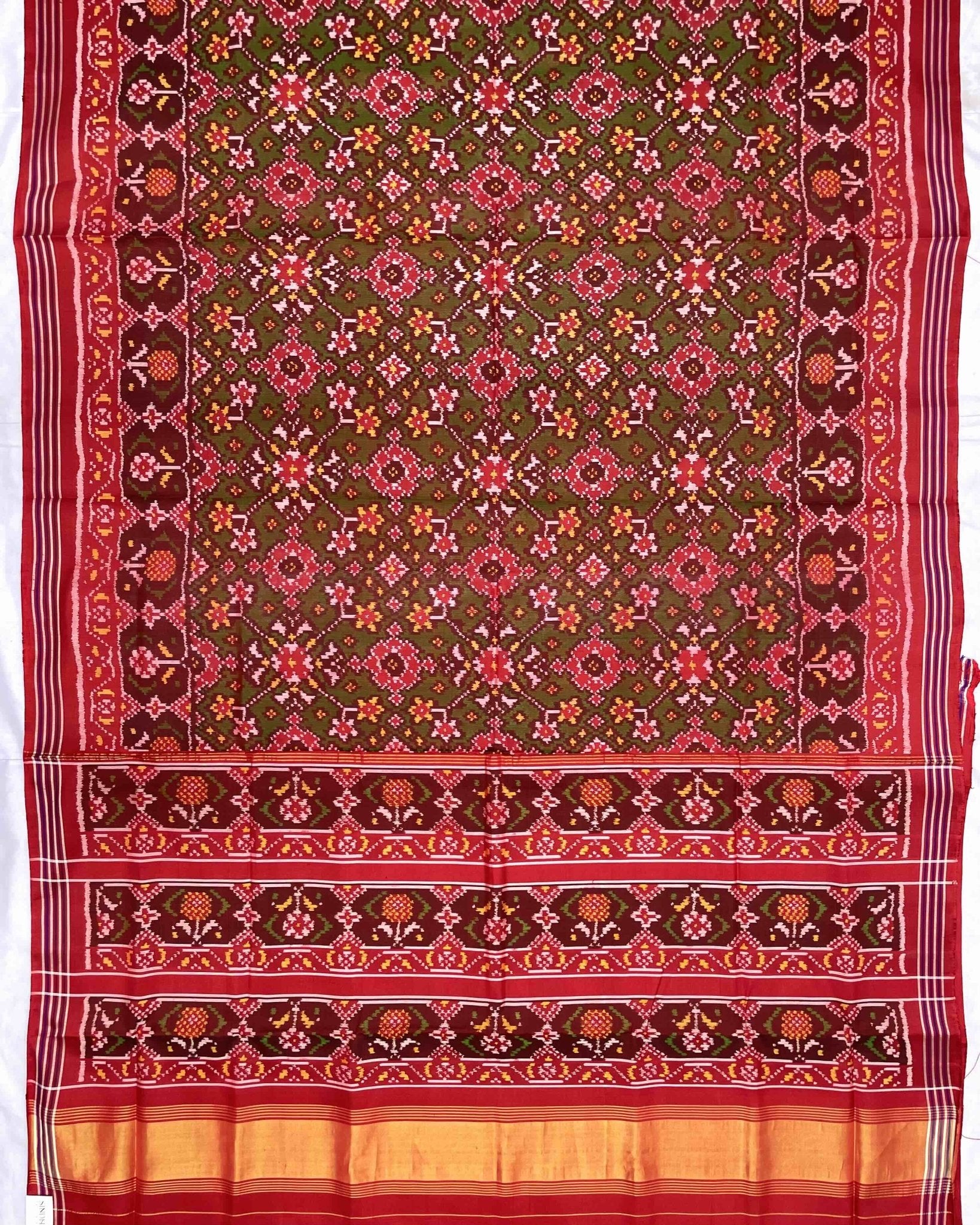 Red & Green Navratan Patola Saree - SindhoiPatolaArt