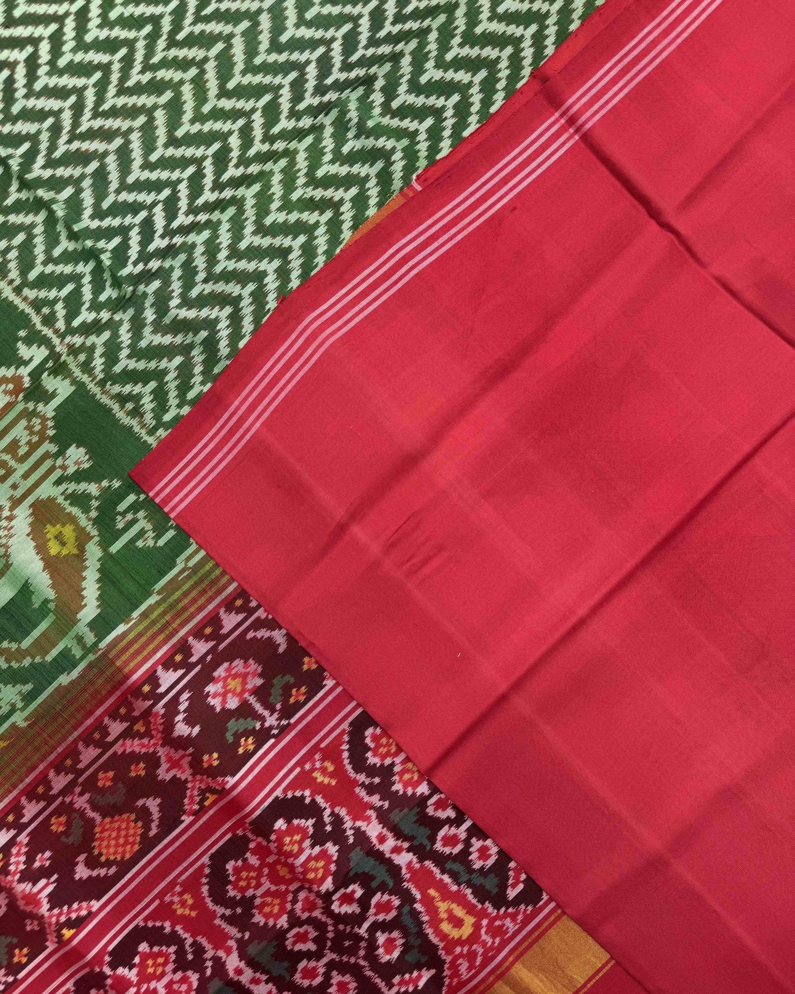Red & Green Zig Zag Lining with Elephant Scut Border Semi Double Ikat Patola Saree - SindhoiPatolaArt