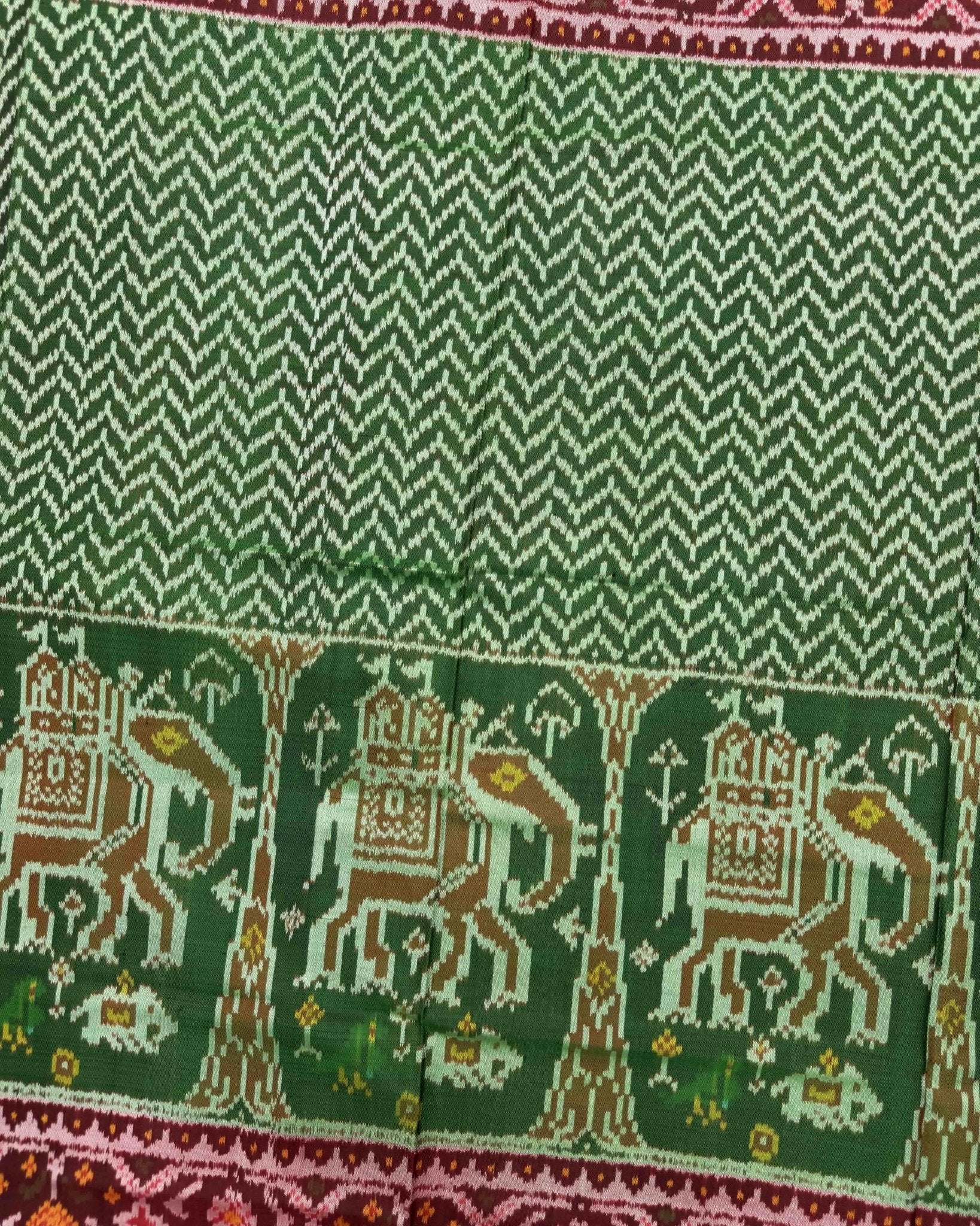 Red & Green Zig Zag Lining with Elephant Scut Border Semi Double Ikat Patola Saree - SindhoiPatolaArt