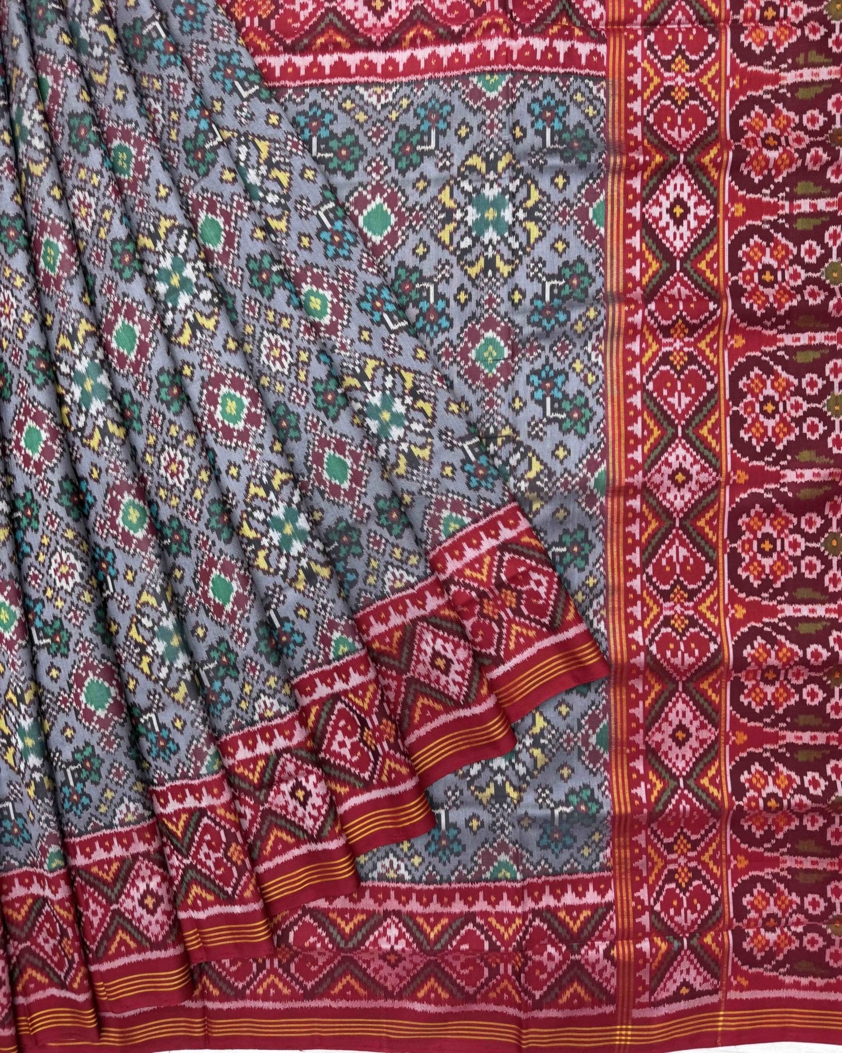 Red & Grey Navratan Semi Double Ikat Patola Saree - SindhoiPatolaArt