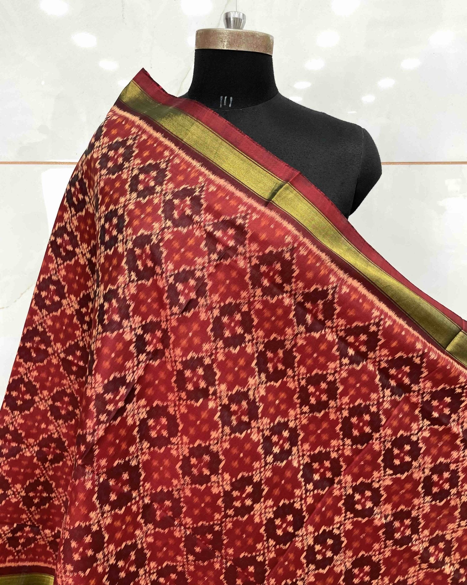 Red & Maroon Buttonful Design Patola Dupatta - SindhoiPatolaArt
