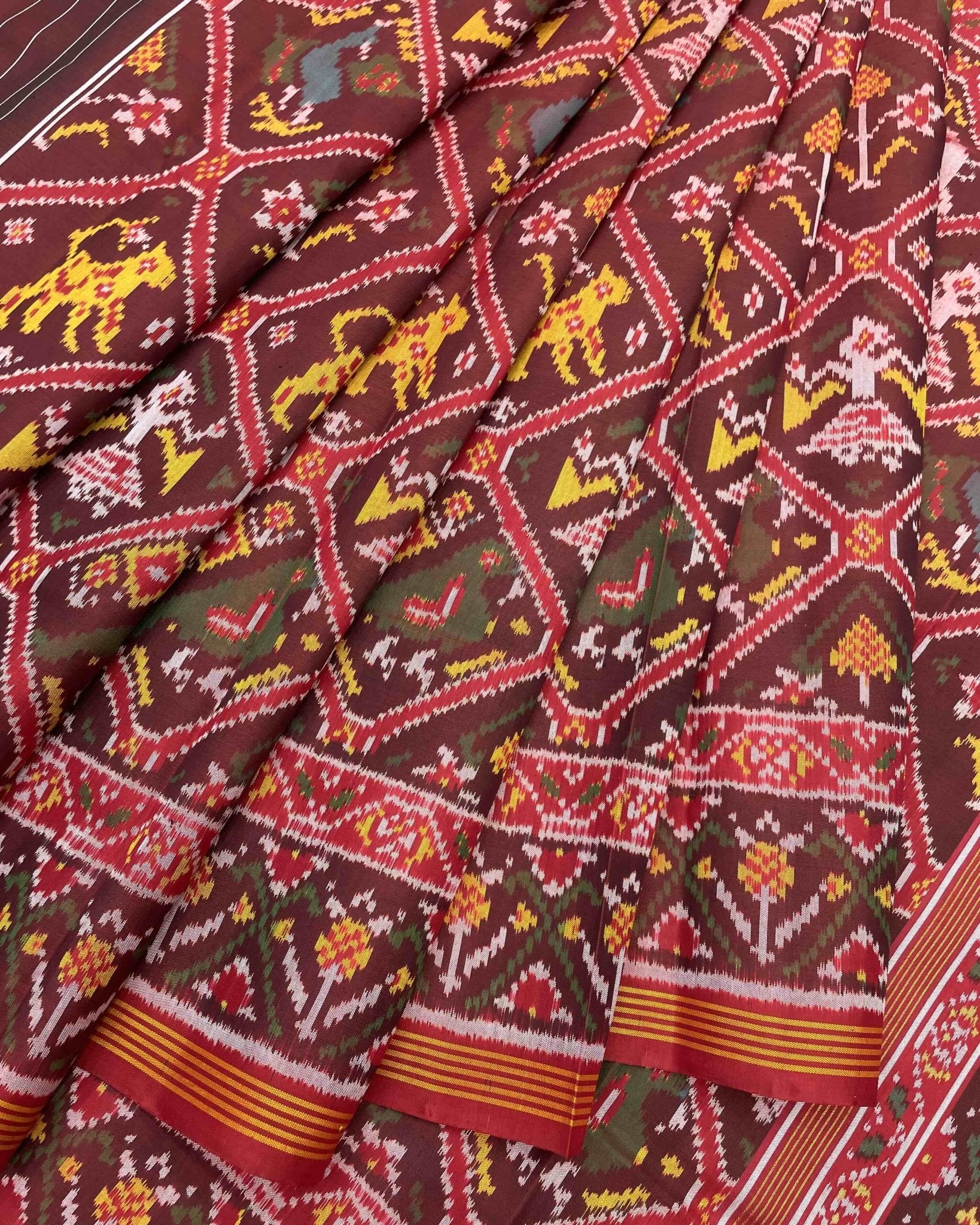 Red & Maroon Narikunj Traditional Patola Saree - SindhoiPatolaArt