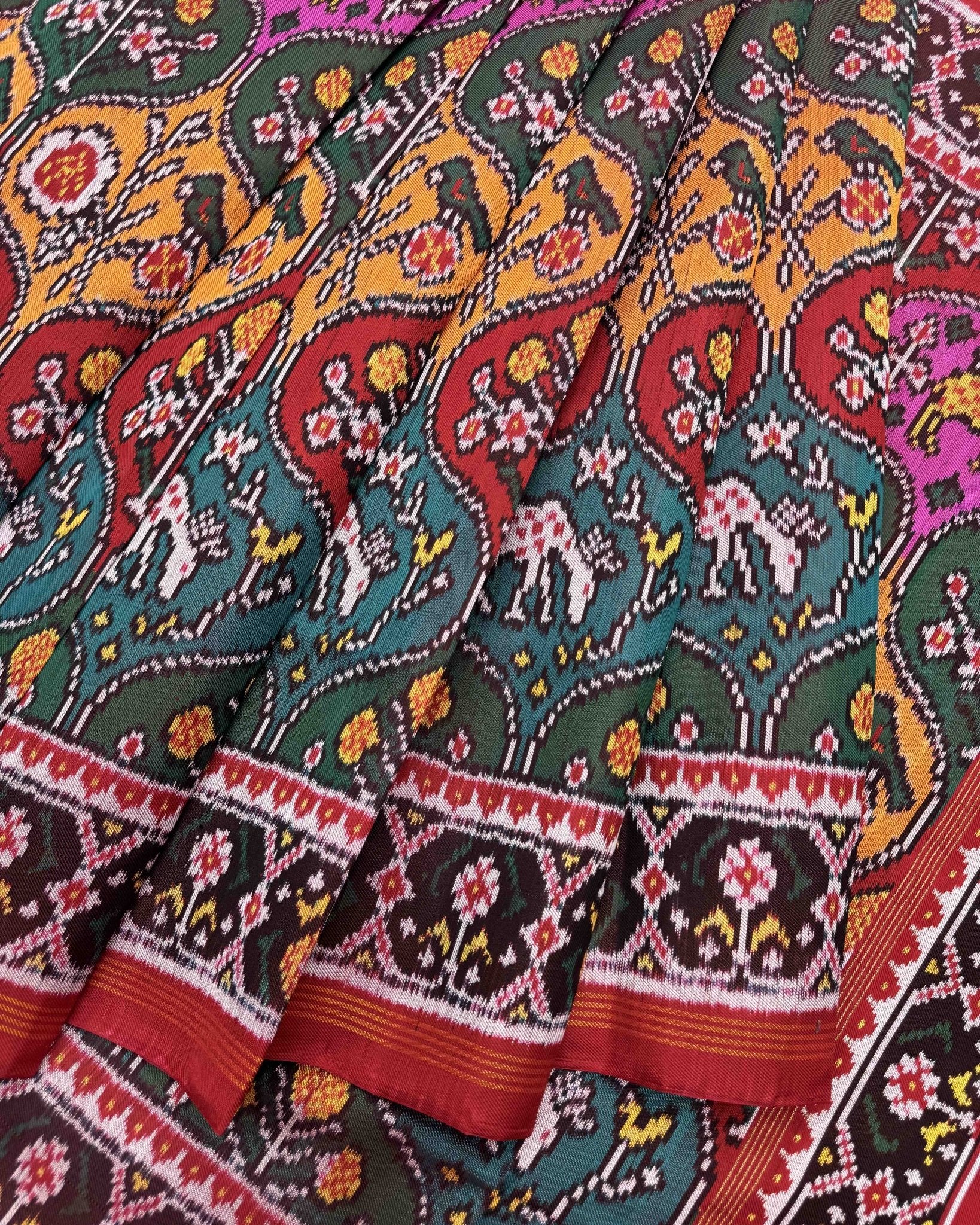 Red & Multicolour Deer Flower Twill Patola Saree - SindhoiPatolaArt