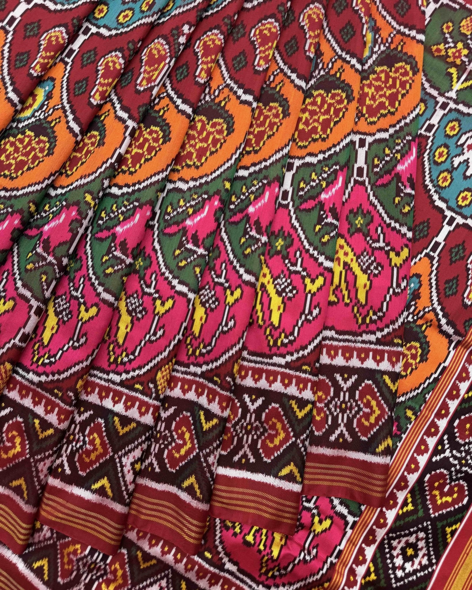 Red & Multicolour Narikunj Twill Patola Saree - SindhoiPatolaArt