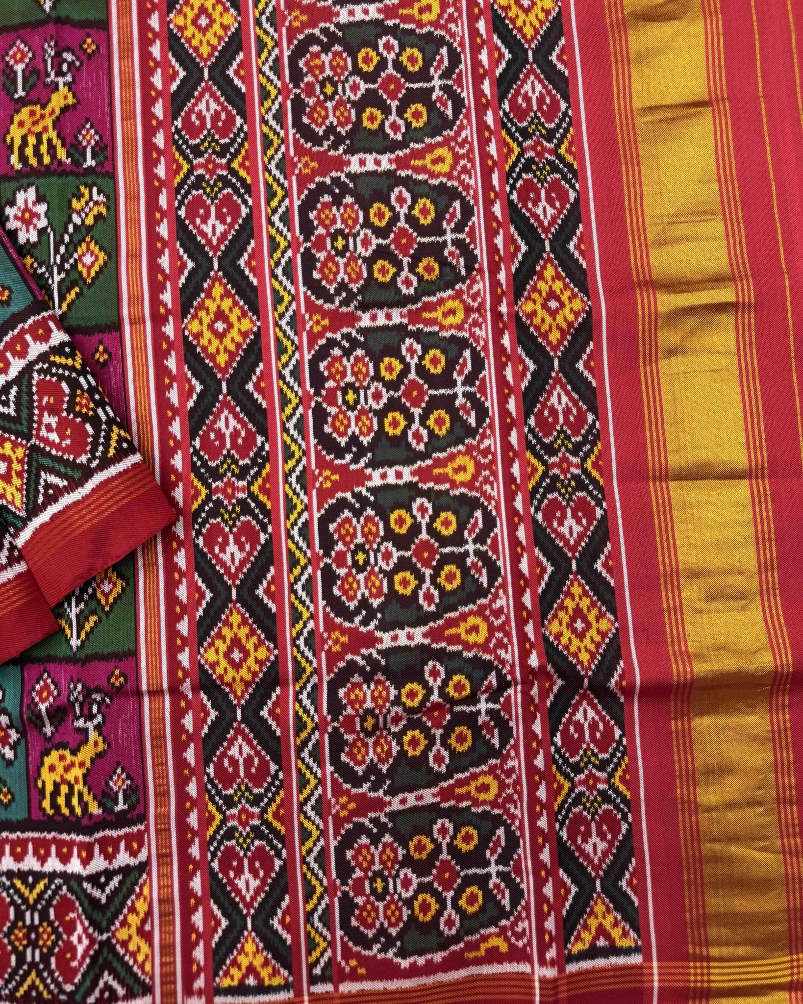 Red & Multicolour Small Narikunj Twill Patola Saree - SindhoiPatolaArt