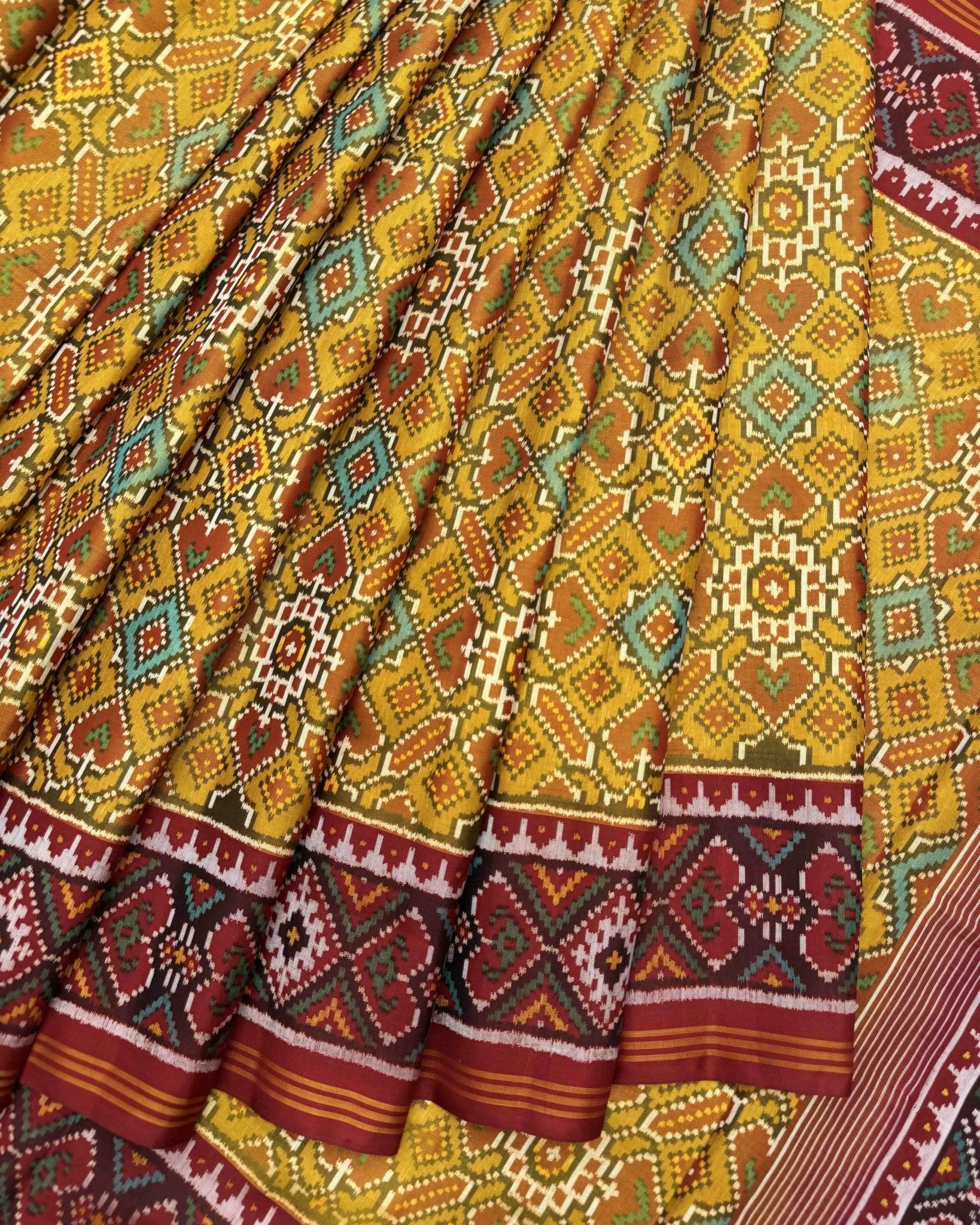 Red & Mustard Yellow Manekchowk Semi Double Ikat Patola Saree - SindhoiPatolaArt