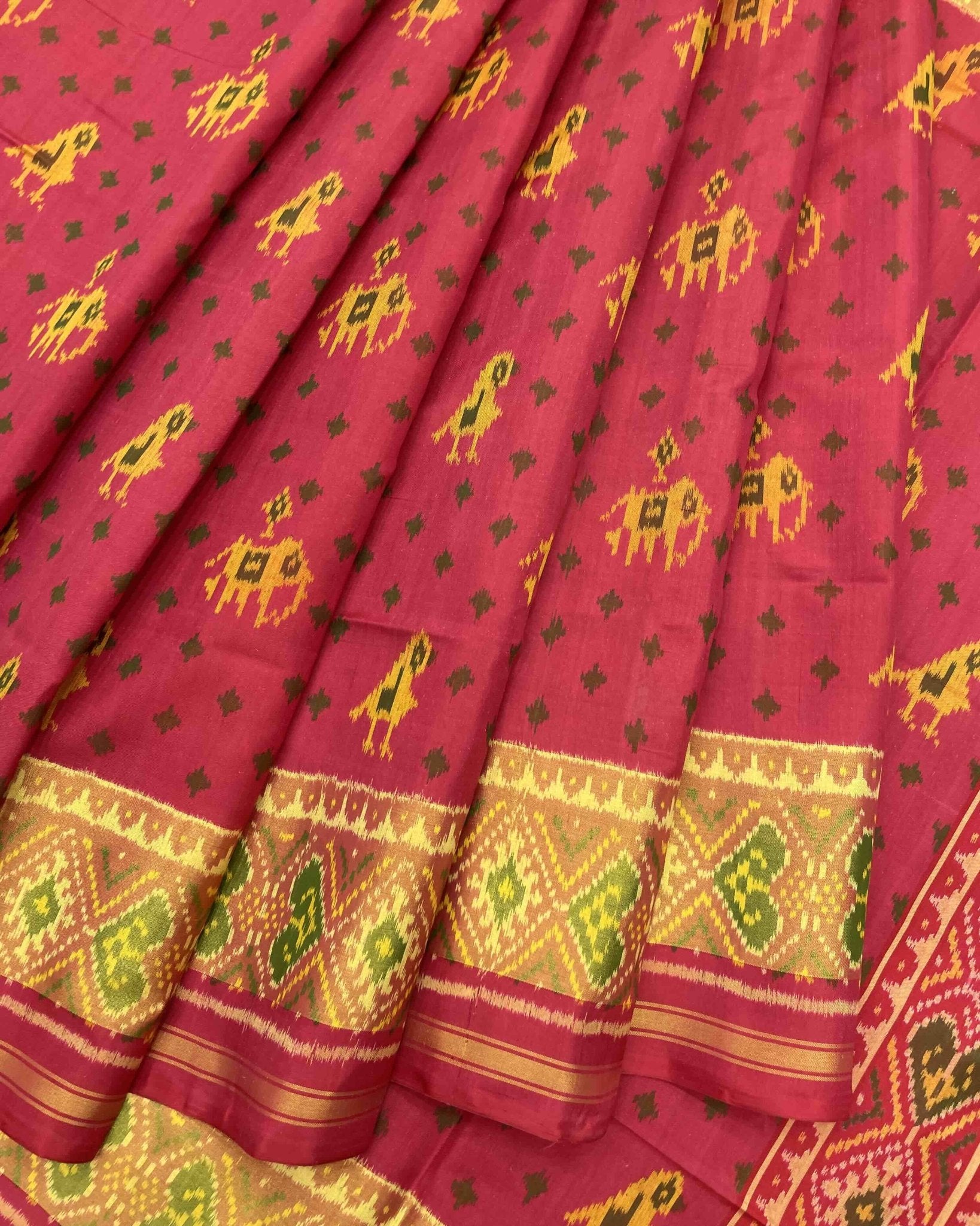 Red Narikunj Booty Patola Saree - SindhoiPatolaArt