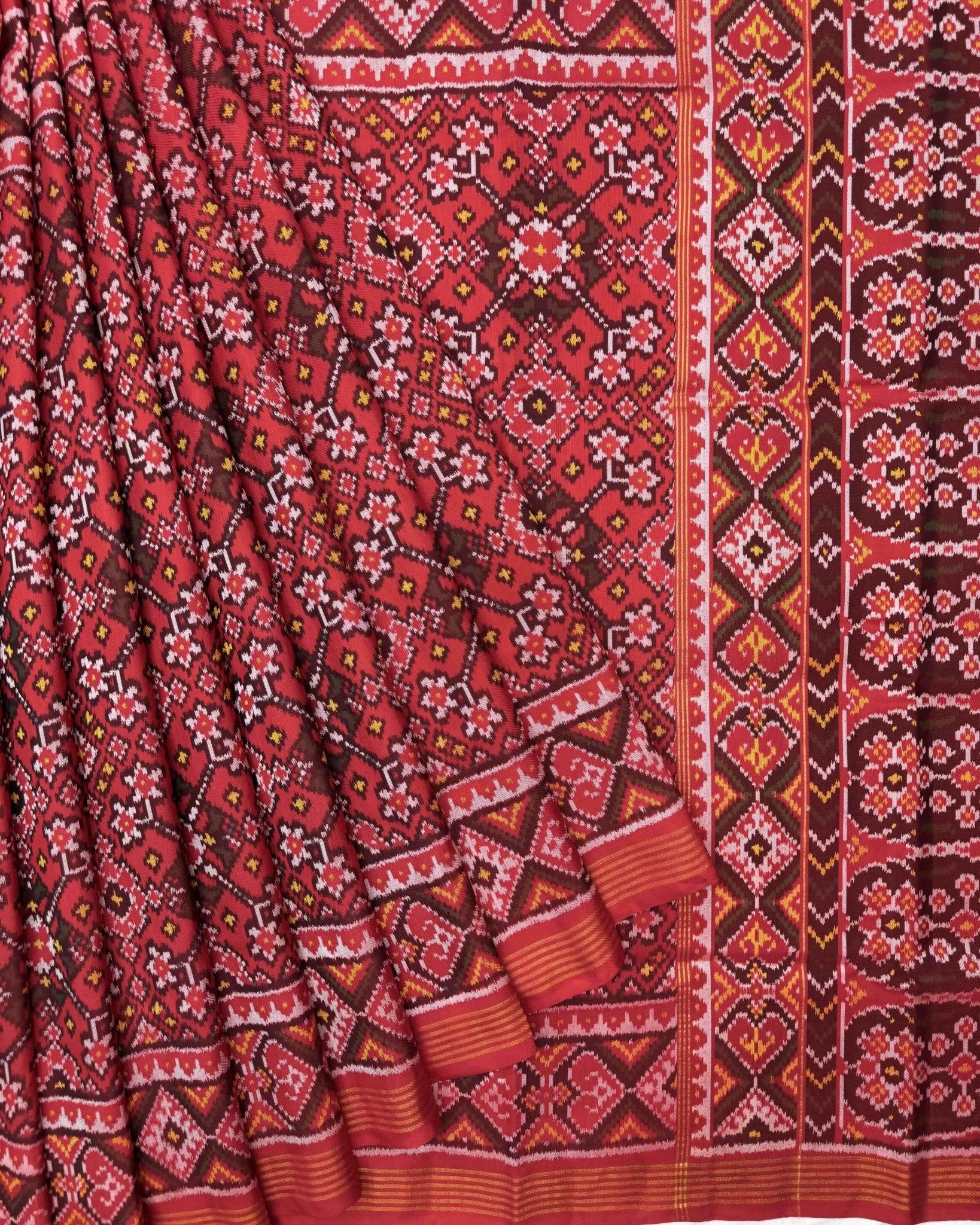 Red Navratan Semi Double Ikat Patola Saree - SindhoiPatolaArt