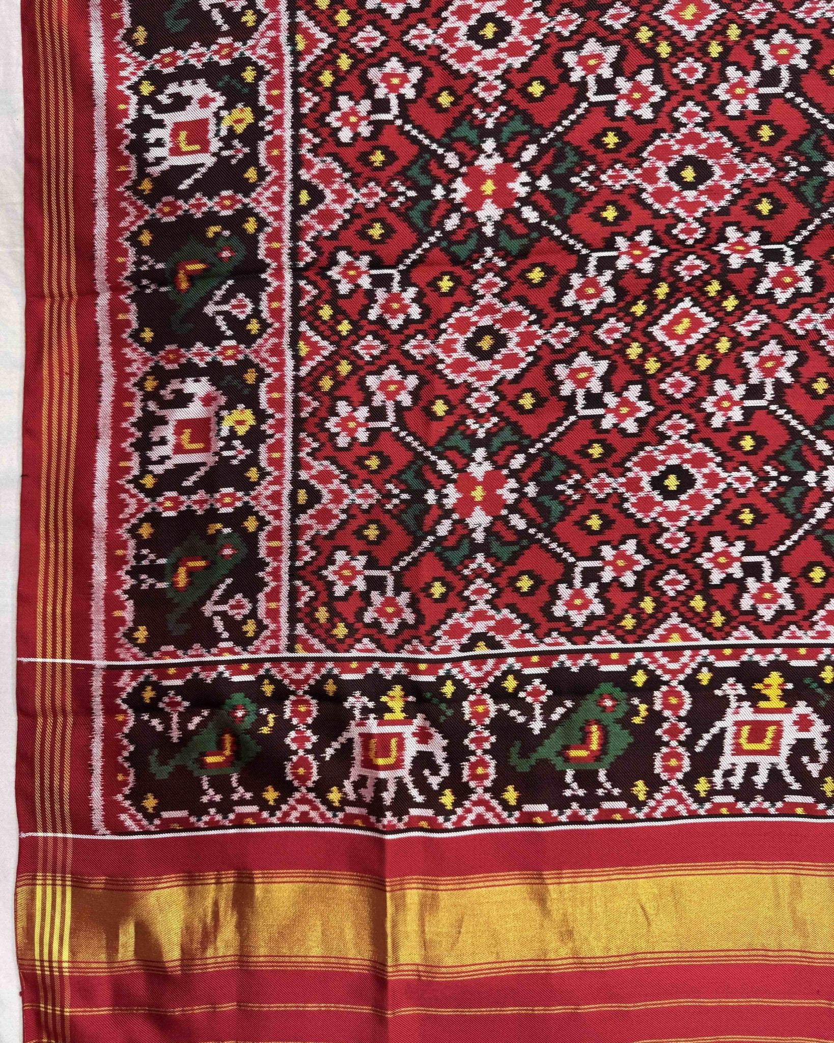 Red Navratan Twill Patola Dupatta - SindhoiPatolaArt