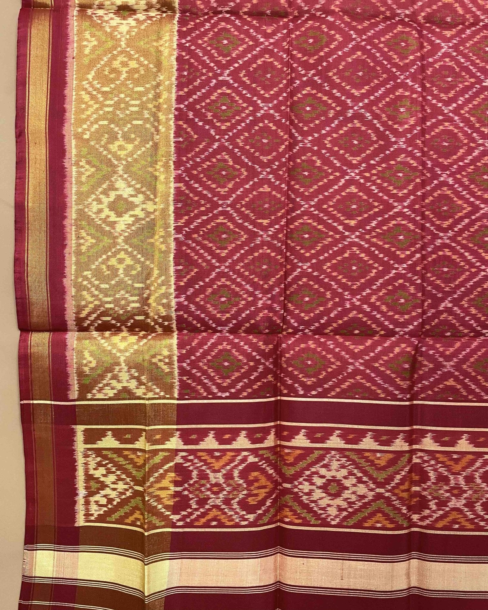 Red Panchanda Patola Dupatta - SindhoiPatolaArt