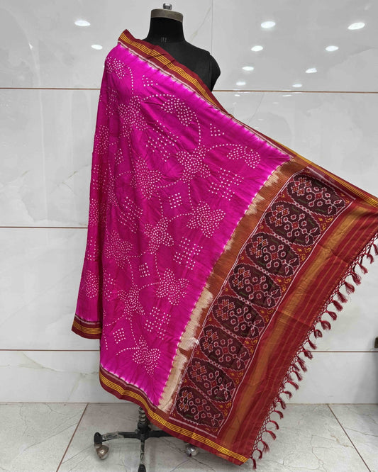 Red & Pink Bandhani Patola Dupatta - SindhoiPatolaArt