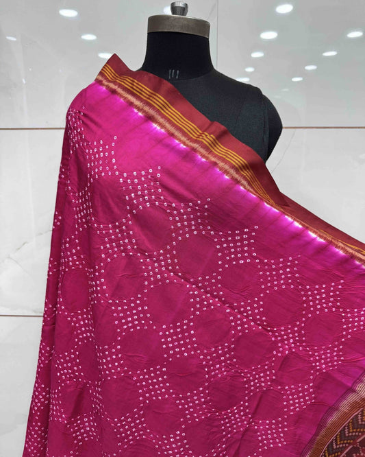 Red & Pink Bandhani Patola Dupatta - SindhoiPatolaArt
