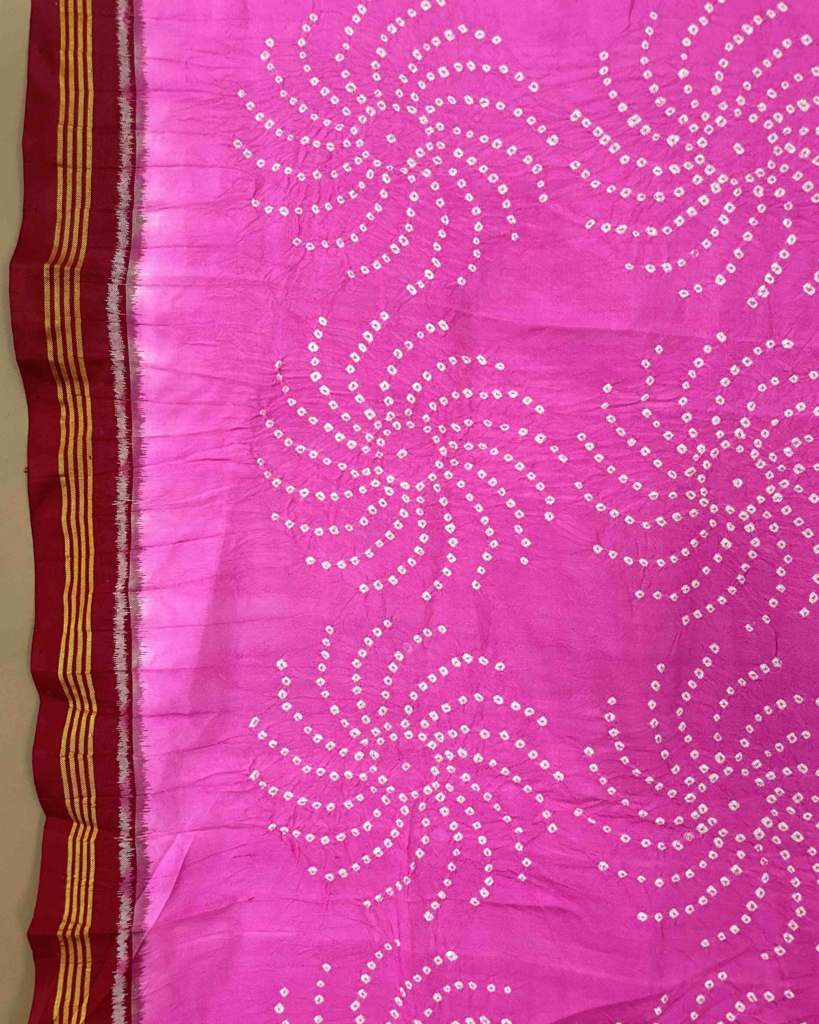 Red & Pink Bandhani Patola Dupatta - SindhoiPatolaArt