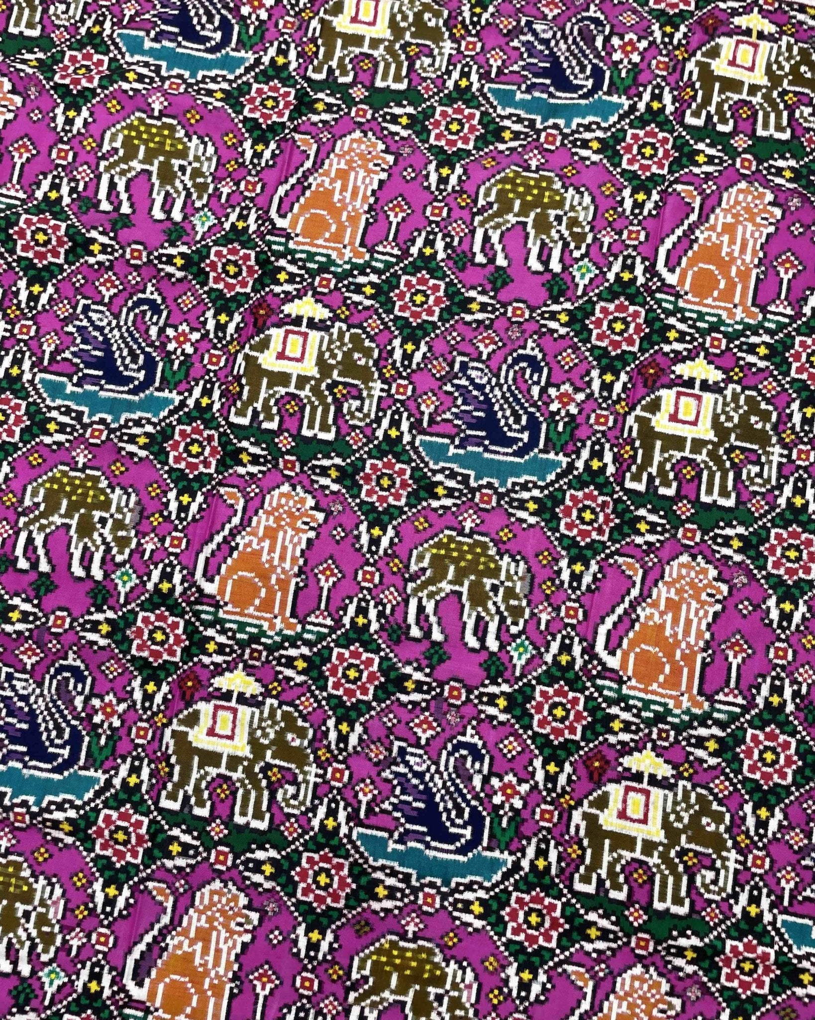 Red & Pink Chhabdi Narikunj Double Ikat Patola Saree - SindhoiPatolaArt
