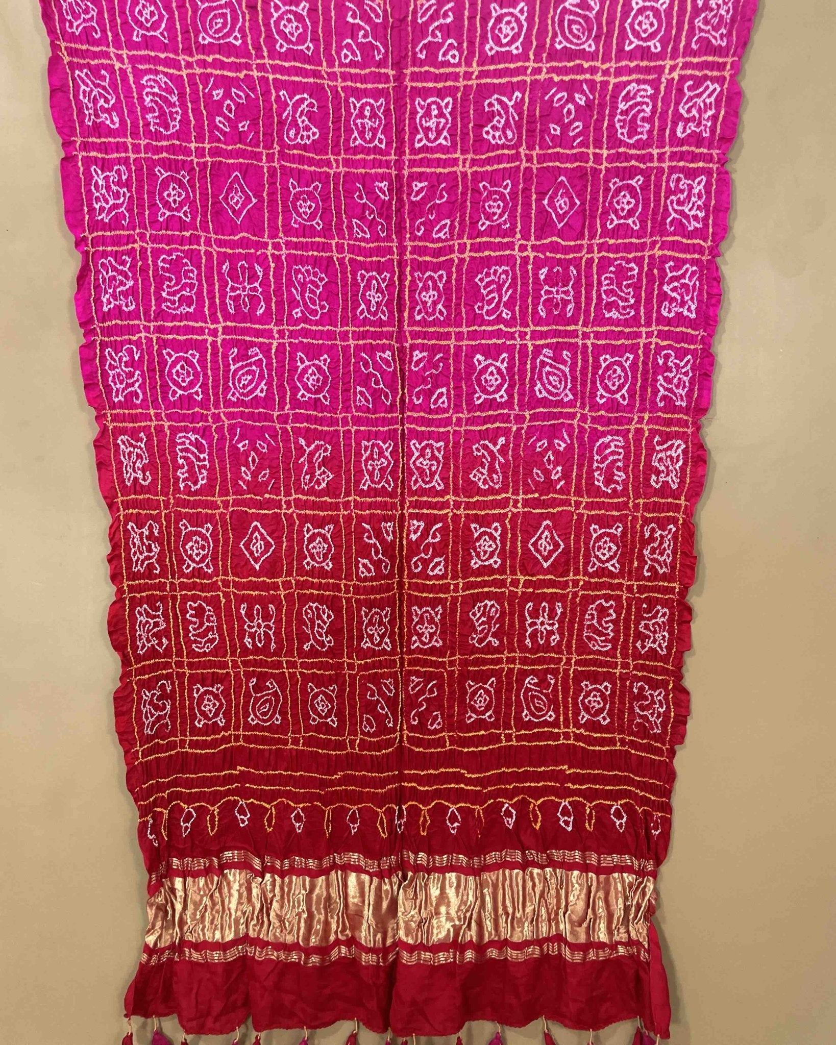Red & Pink Shaded Bandhani Dupatta - SindhoiPatolaArt