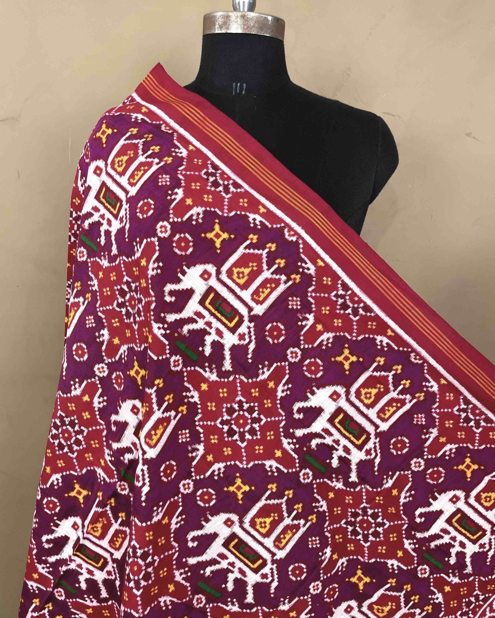 Red & Purple Big Figure Elephant Chhabdi Patola Dupatta - SindhoiPatolaArt