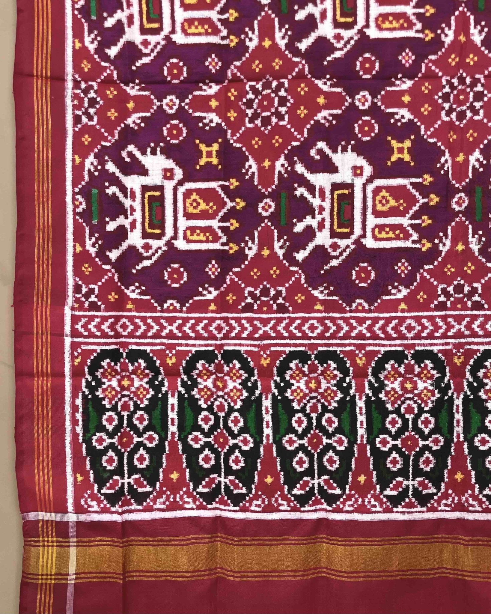Red & Purple Big Figure Elephant Chhabdi Patola Dupatta - SindhoiPatolaArt