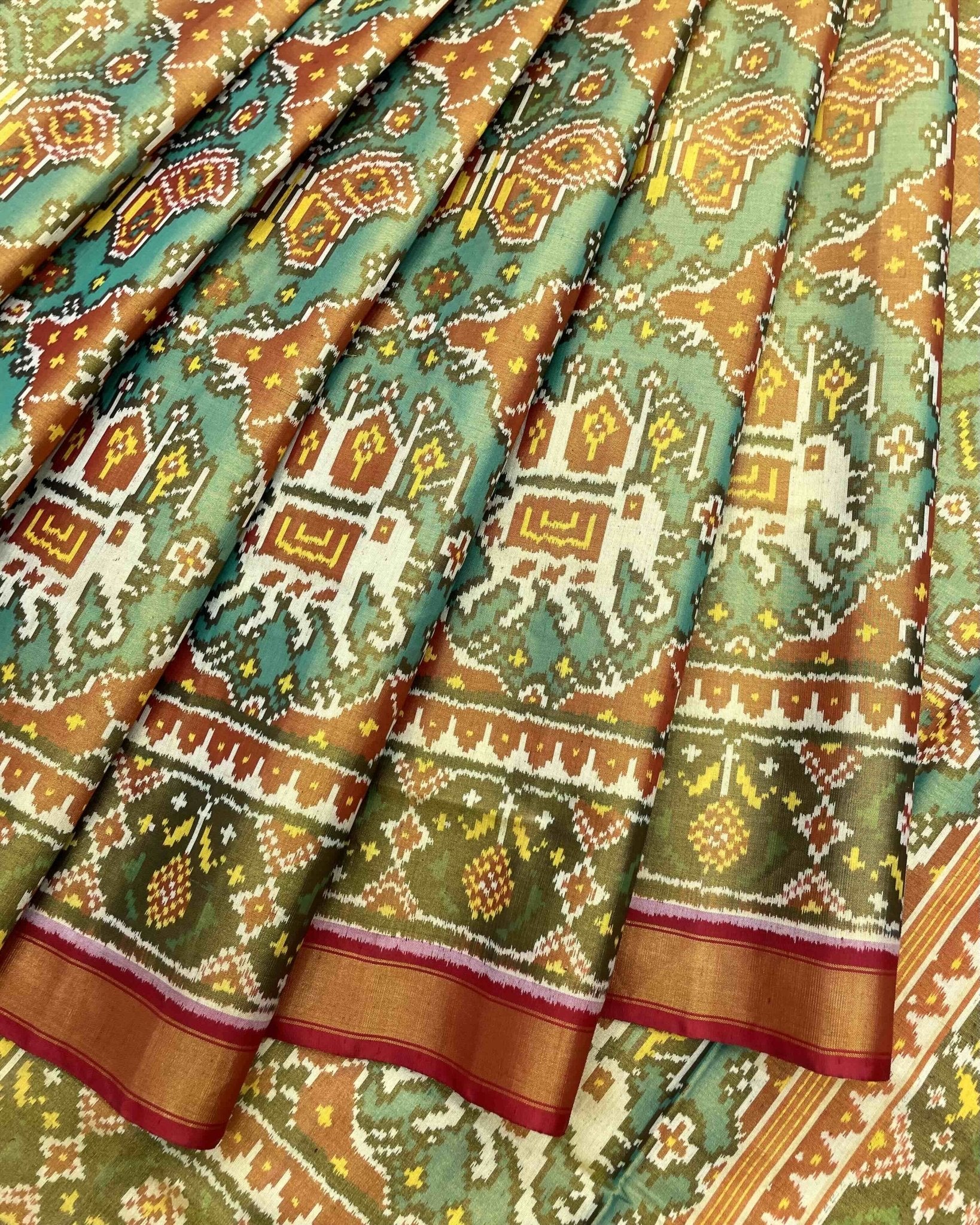 Red & Sea Green Big Figure Navratan Tissue Patola Saree - SindhoiPatolaArt