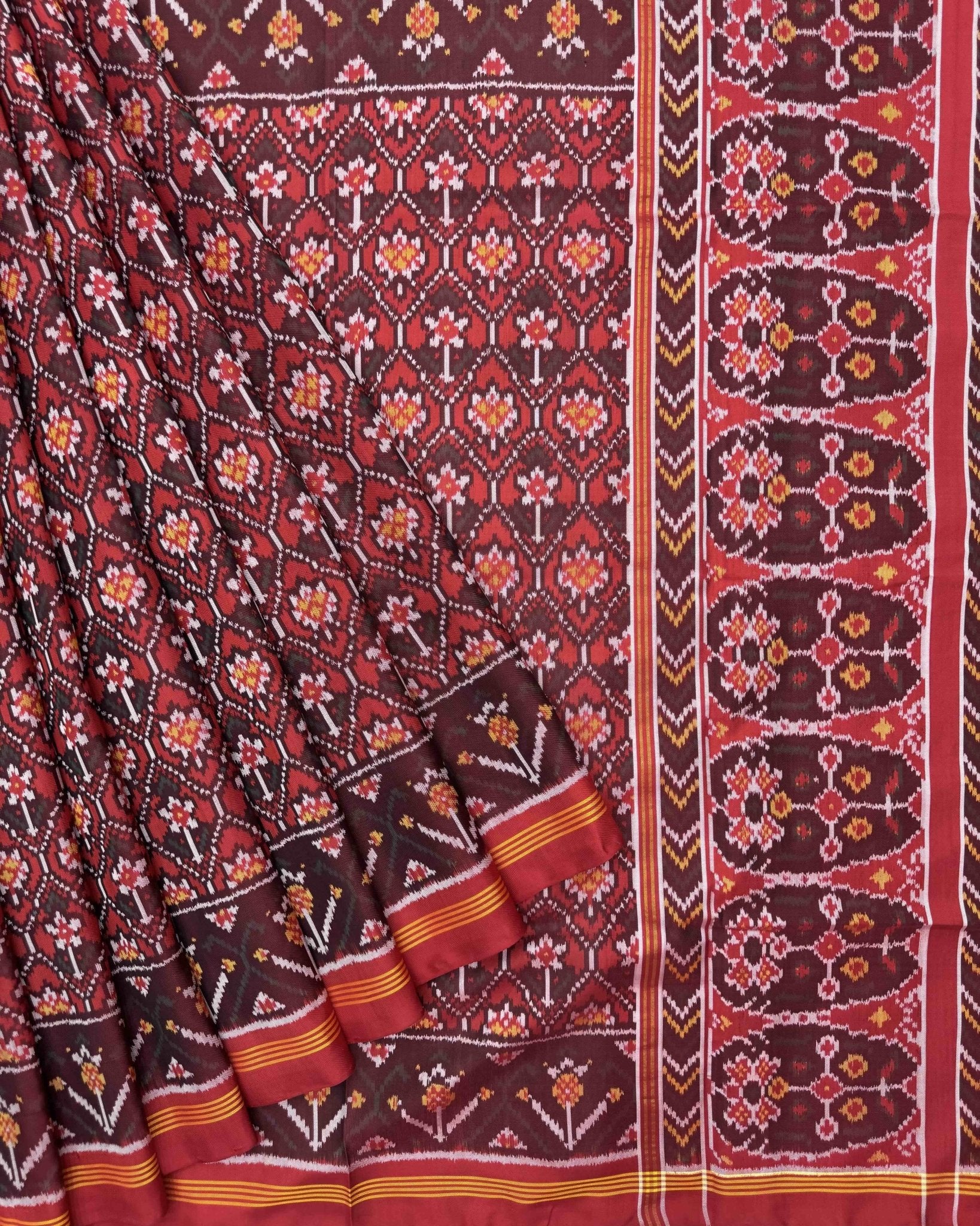 Red Small Flower Semi Double Ikat Patola Saree - SindhoiPatolaArt