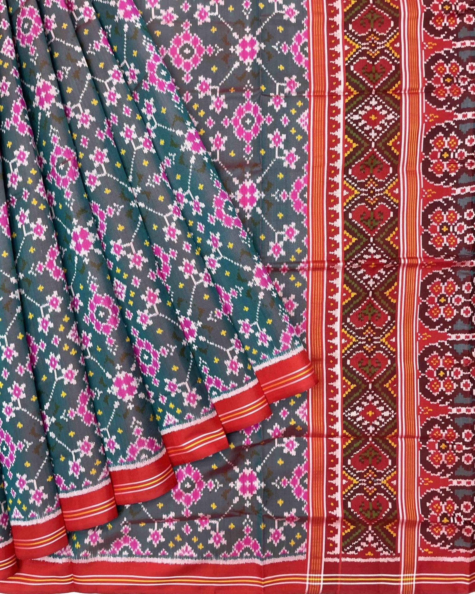 Red & Turquoise Shaded Navratan Patola Saree - SindhoiPatolaArt