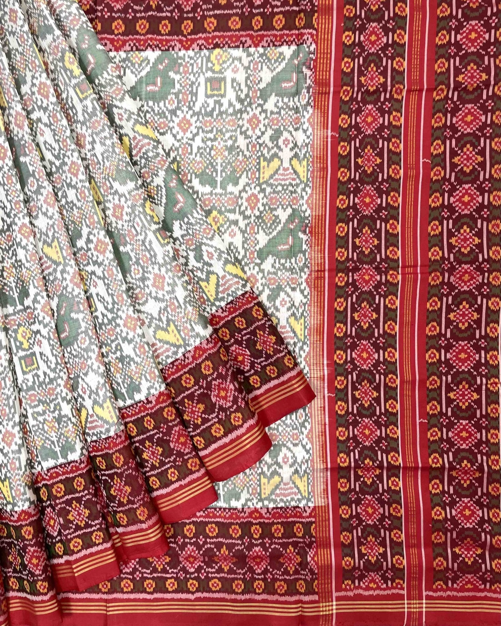 Red & White Narikunj Designer Patola Saree - SindhoiPatolaArt