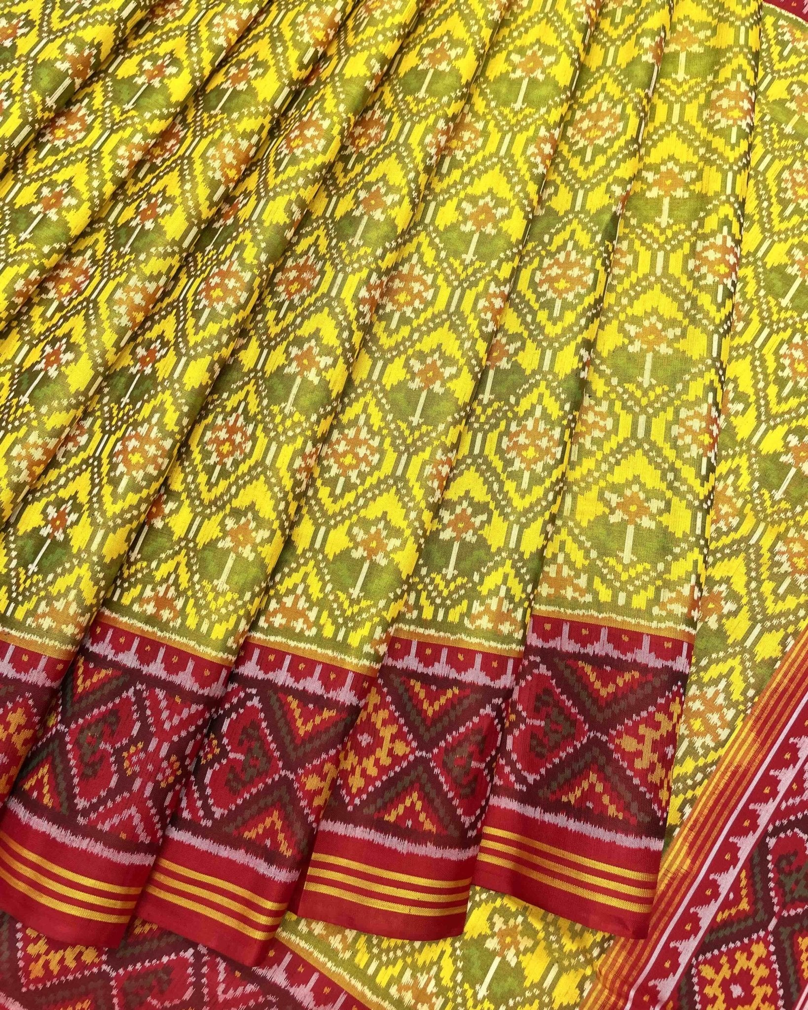 Red & Yellow Darambhatt Patola Saree - SindhoiPatolaArt